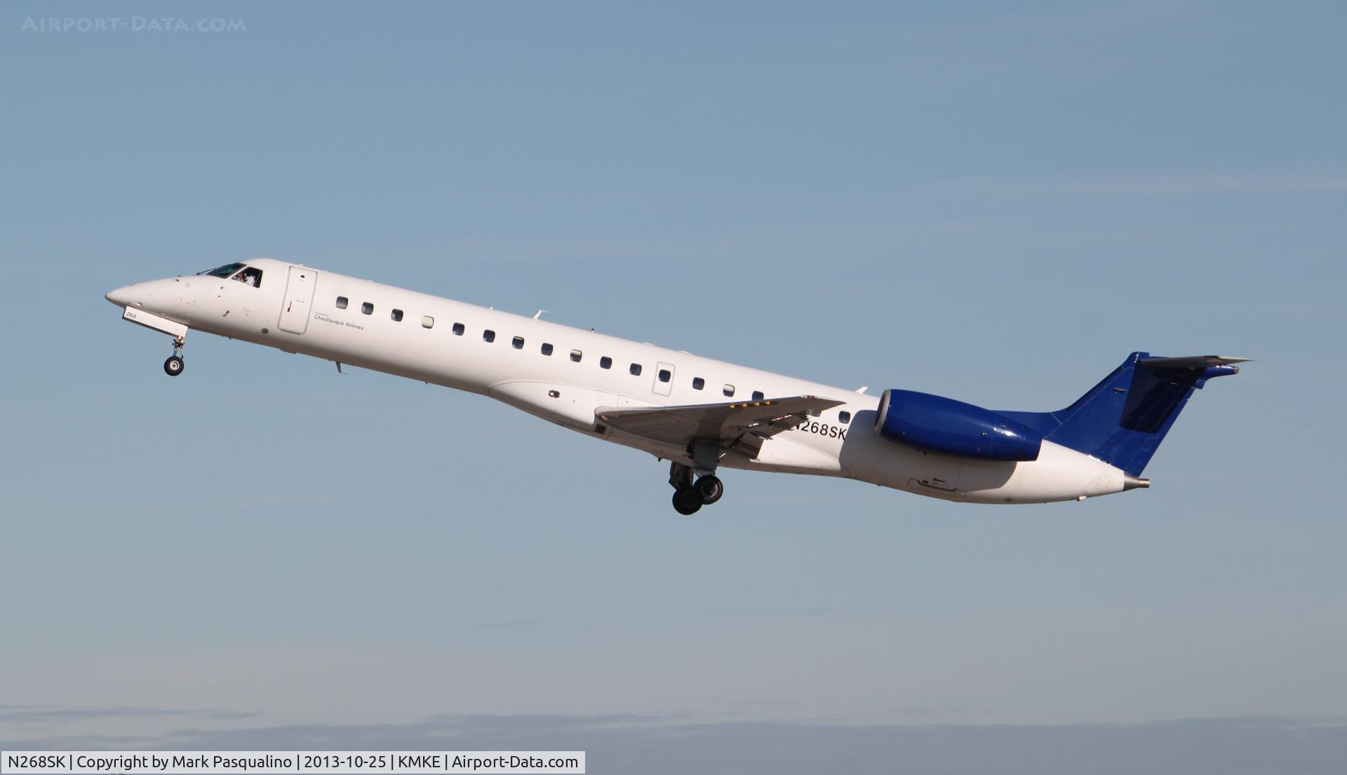 N268SK, 2000 Embraer ERJ-145LR (EMB-145LR) C/N 145270, EMB-145LR