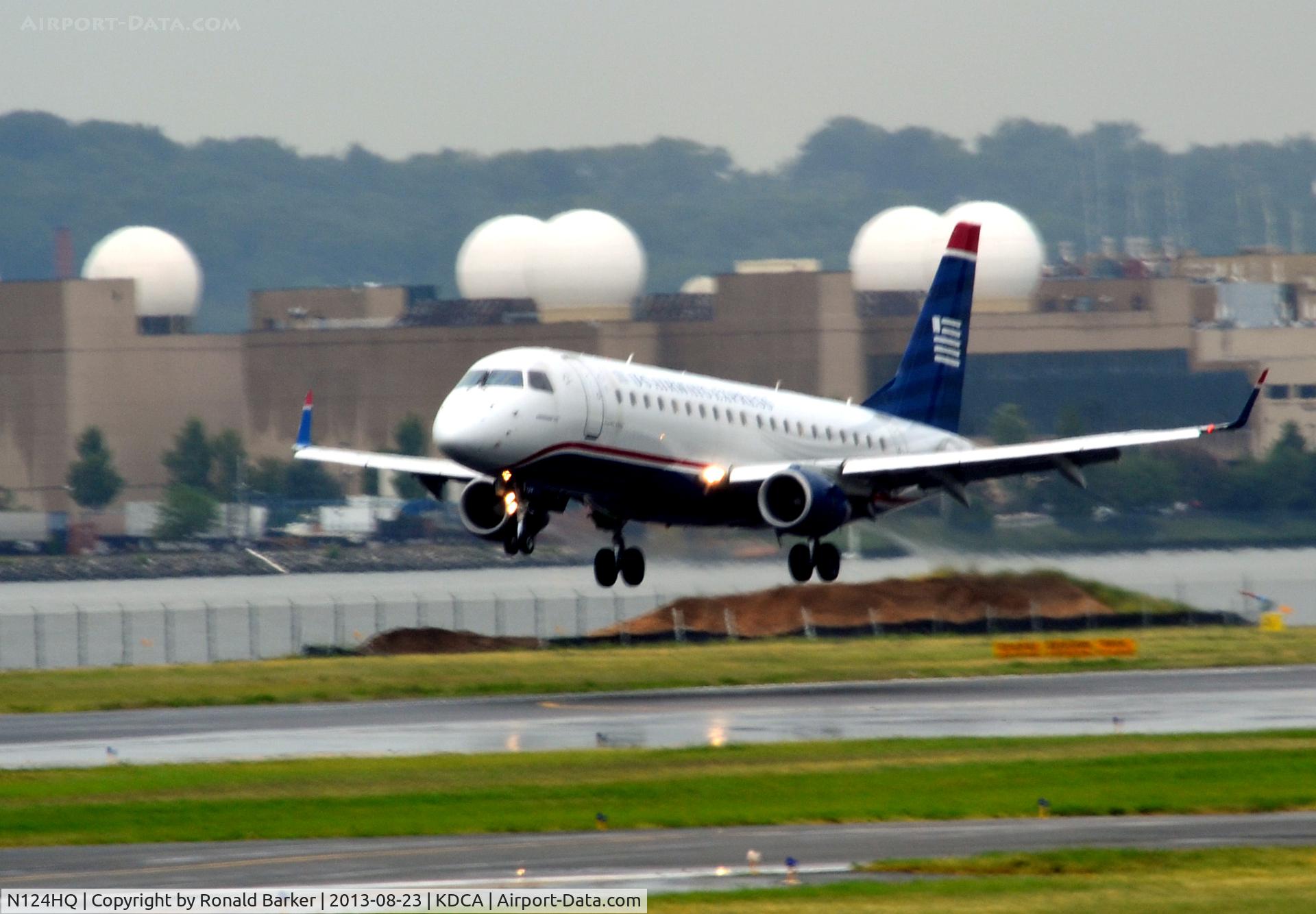 N124HQ, 2007 Embraer 175LR (ERJ-170-200LR) C/N 17000200, Landing National