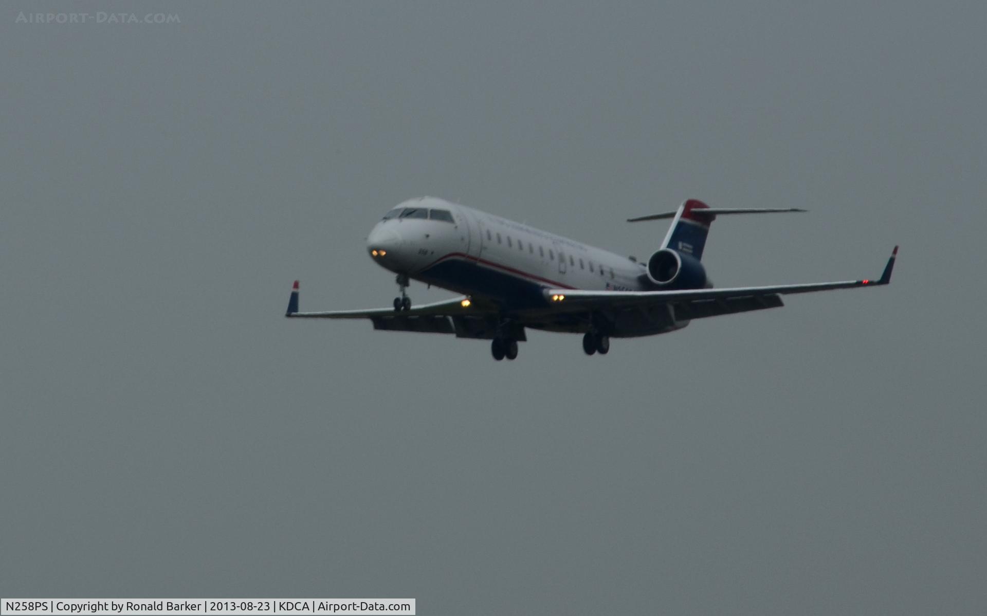 N258PS, 2004 Bombardier CRJ-200ER (CL-600-2B19) C/N 7941, N258PS going 