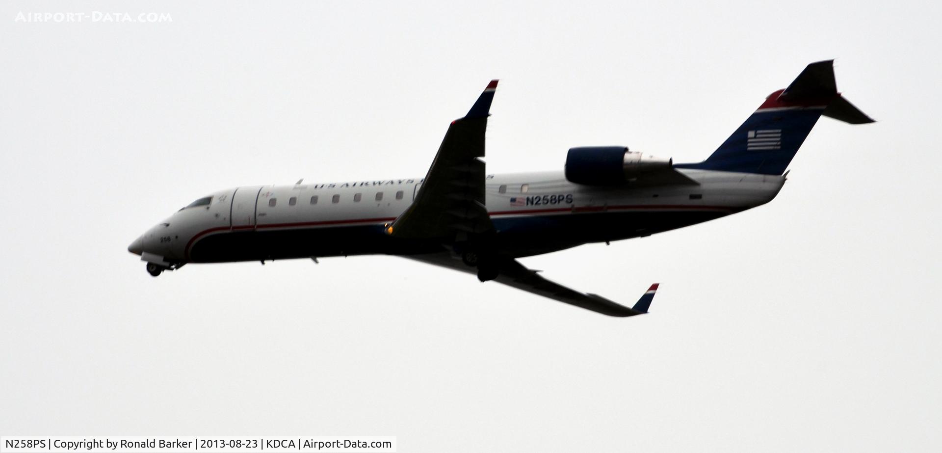 N258PS, 2004 Bombardier CRJ-200ER (CL-600-2B19) C/N 7941, N258PS going 