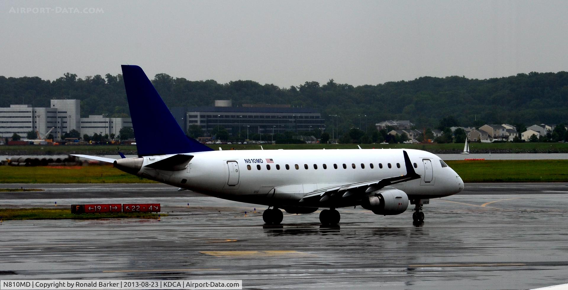 N810MD, 2004 Embraer 170SU (ERJ-170-100SU) C/N 17000026, Taxi National