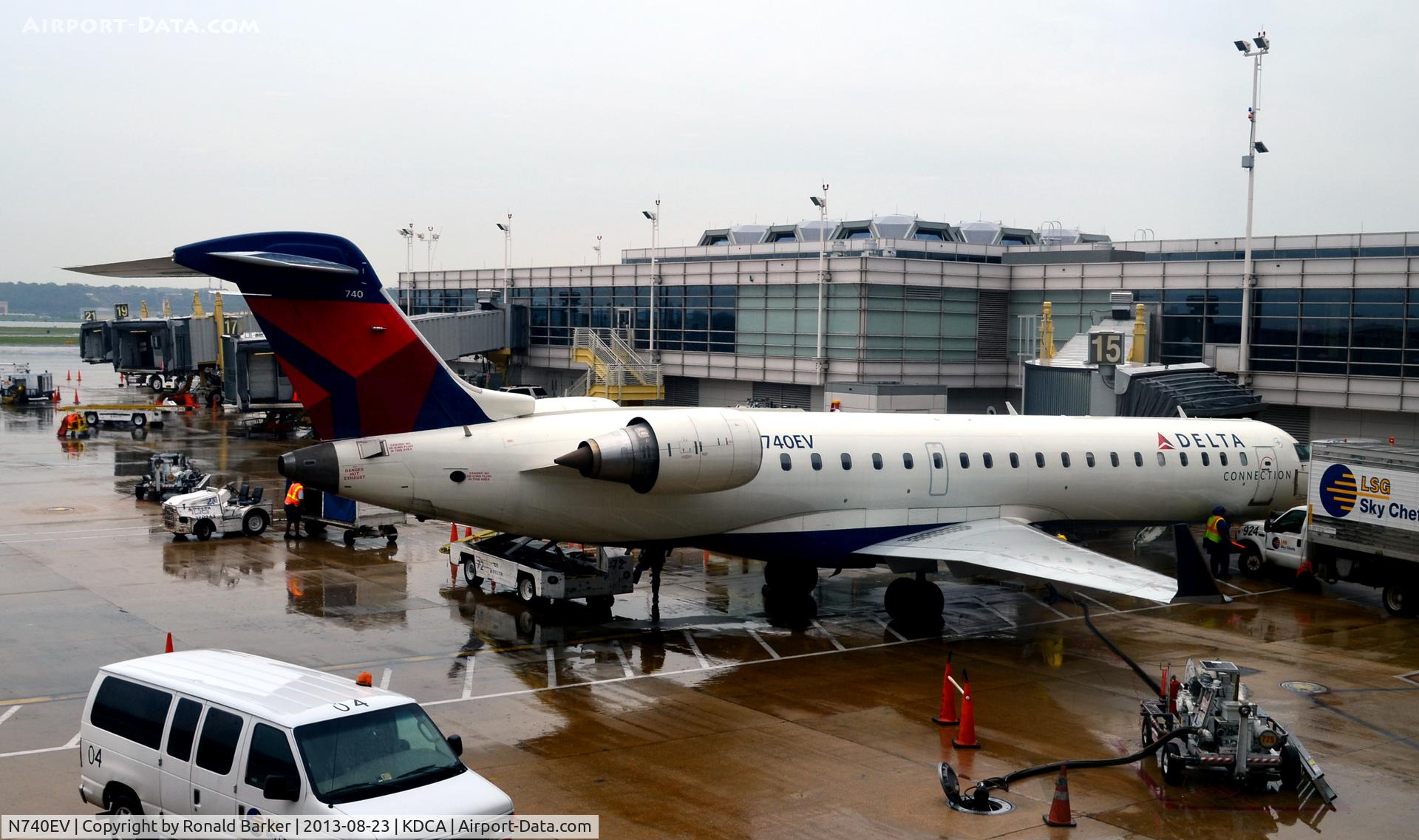 N740EV, 2004 Bombardier CRJ-701 (CL-600-2C10) Regional Jet C/N 10151, Gate 15 National