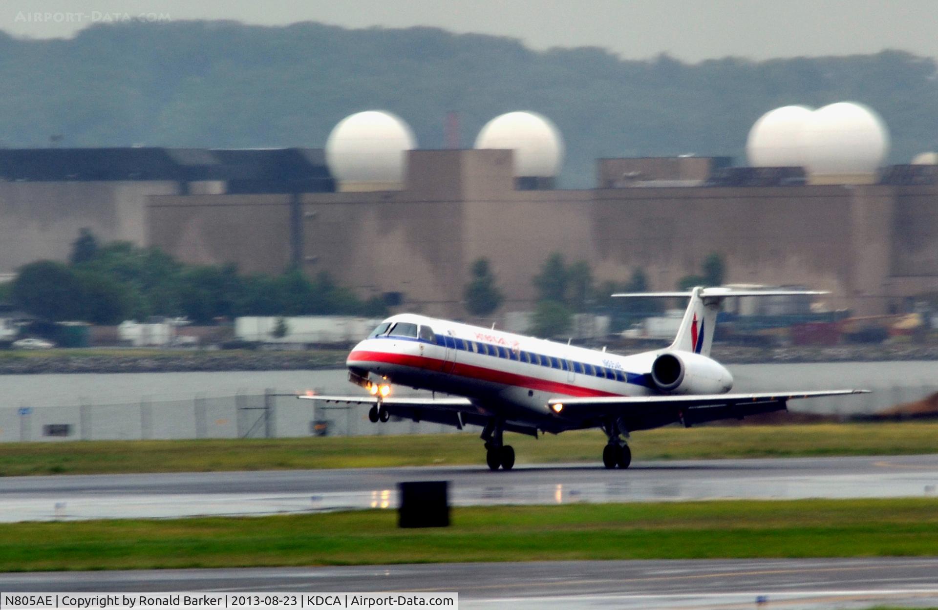 N805AE, 2001 Embraer ERJ-140LR (EMB-135KL) C/N 145489, Landing National