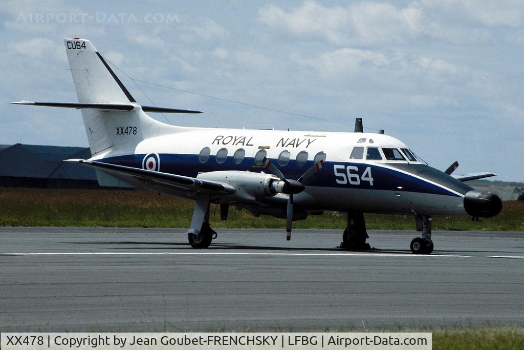 XX478, 1970 Scottish Aviation HP-137 Jetstream T.2 C/N 261, Royal Navy (Fleet Air Arm) at BA709 in 80'