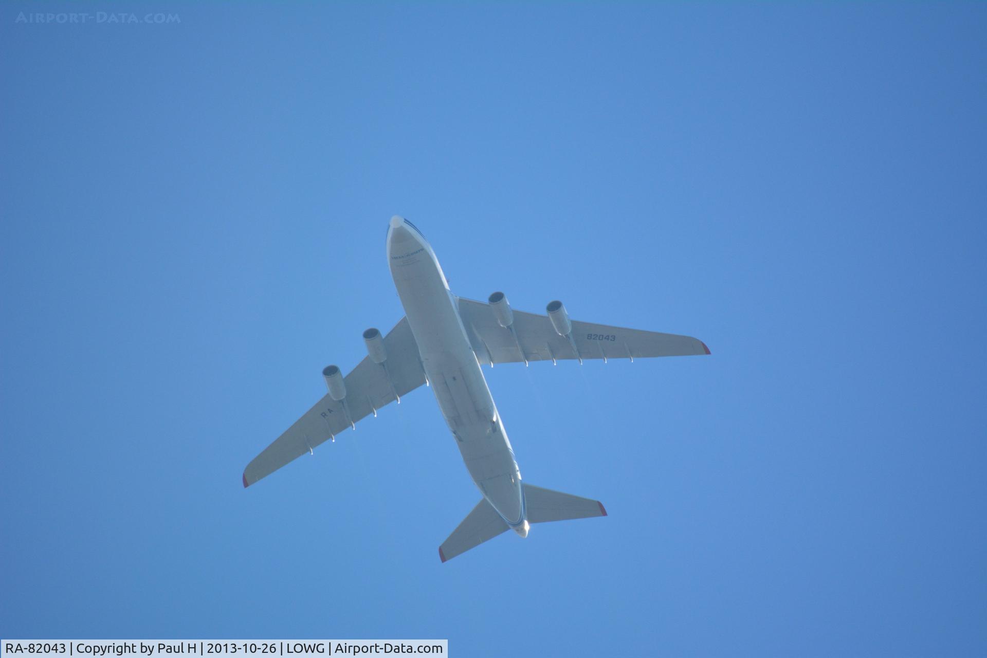 RA-82043, 1990 Antonov An-124-100 Ruslan C/N 9773054155101/0607, Take-off