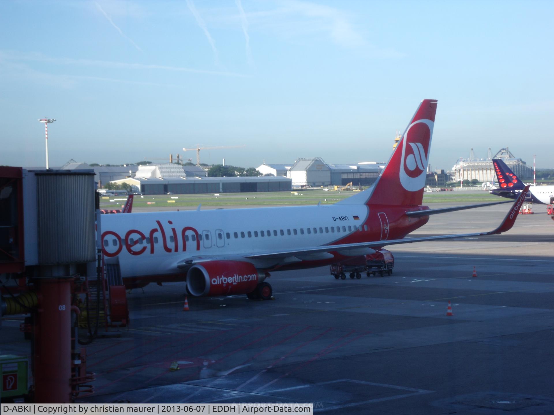 D-ABKI, 2009 Boeing 737-86J C/N 37748, air berlin at eddh