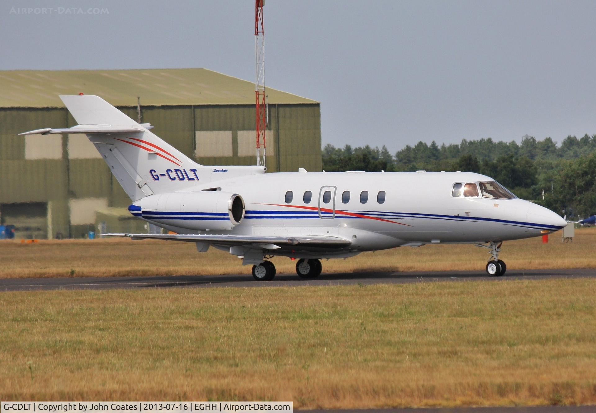 G-CDLT, 2005 Raytheon Hawker 800XP C/N 258710, Taxiing to JETS.