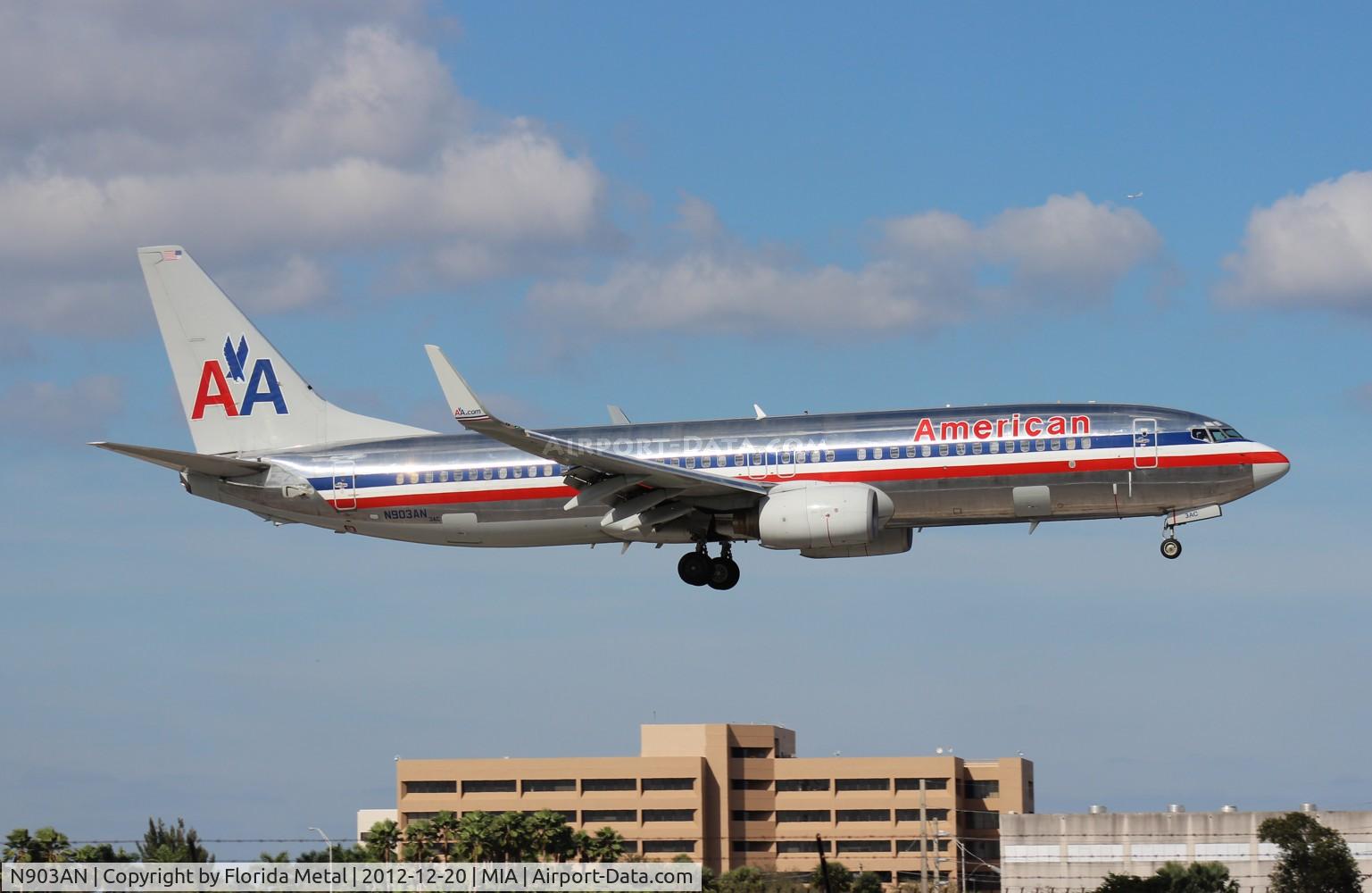 N903AN, 1999 Boeing 737-823 C/N 29505, American 737-800