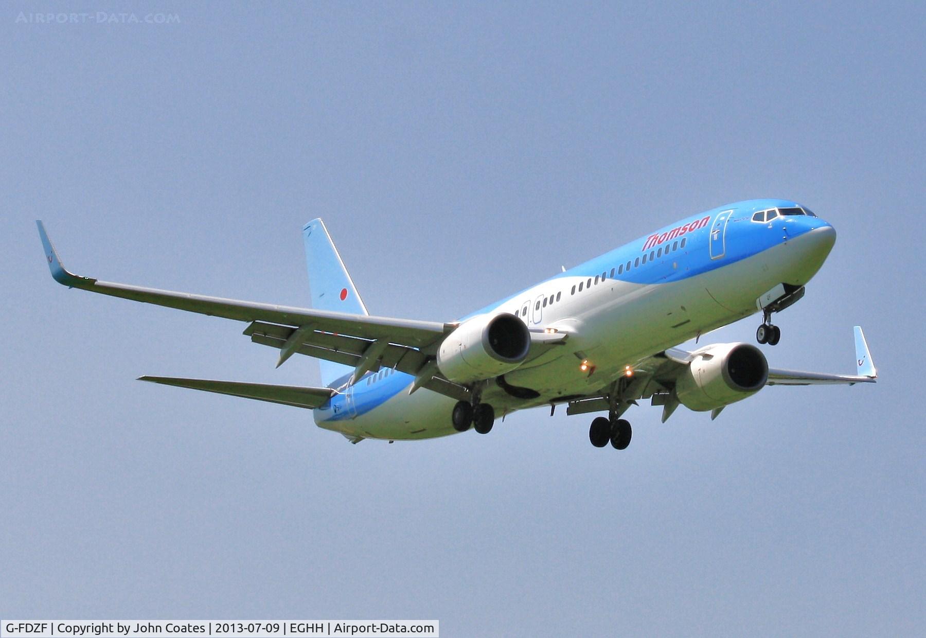 G-FDZF, 2008 Boeing 737-8K5 C/N 35138, Finals to 08
