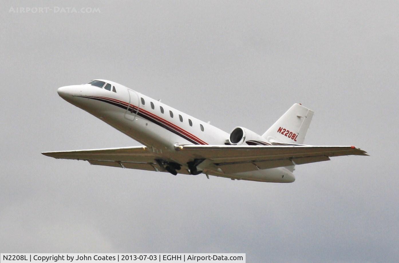 N2208L, 2008 Cessna 680 Citation Sovereign C/N 680-0211, Departing 26