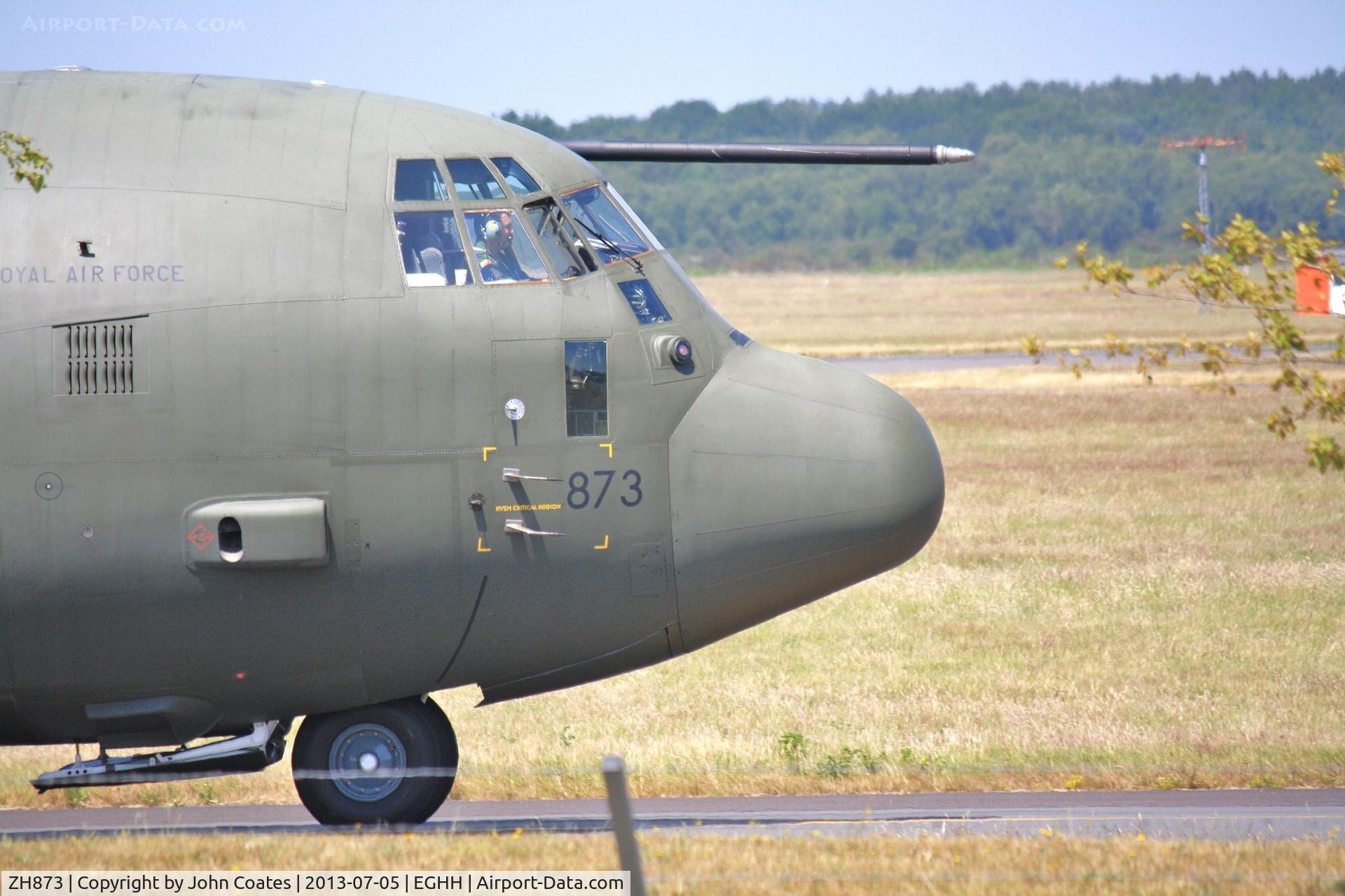 ZH873, 1997 Lockheed Martin C-130J-30 Hercules C.4 C/N 382-5457, Taxiing to the apron.