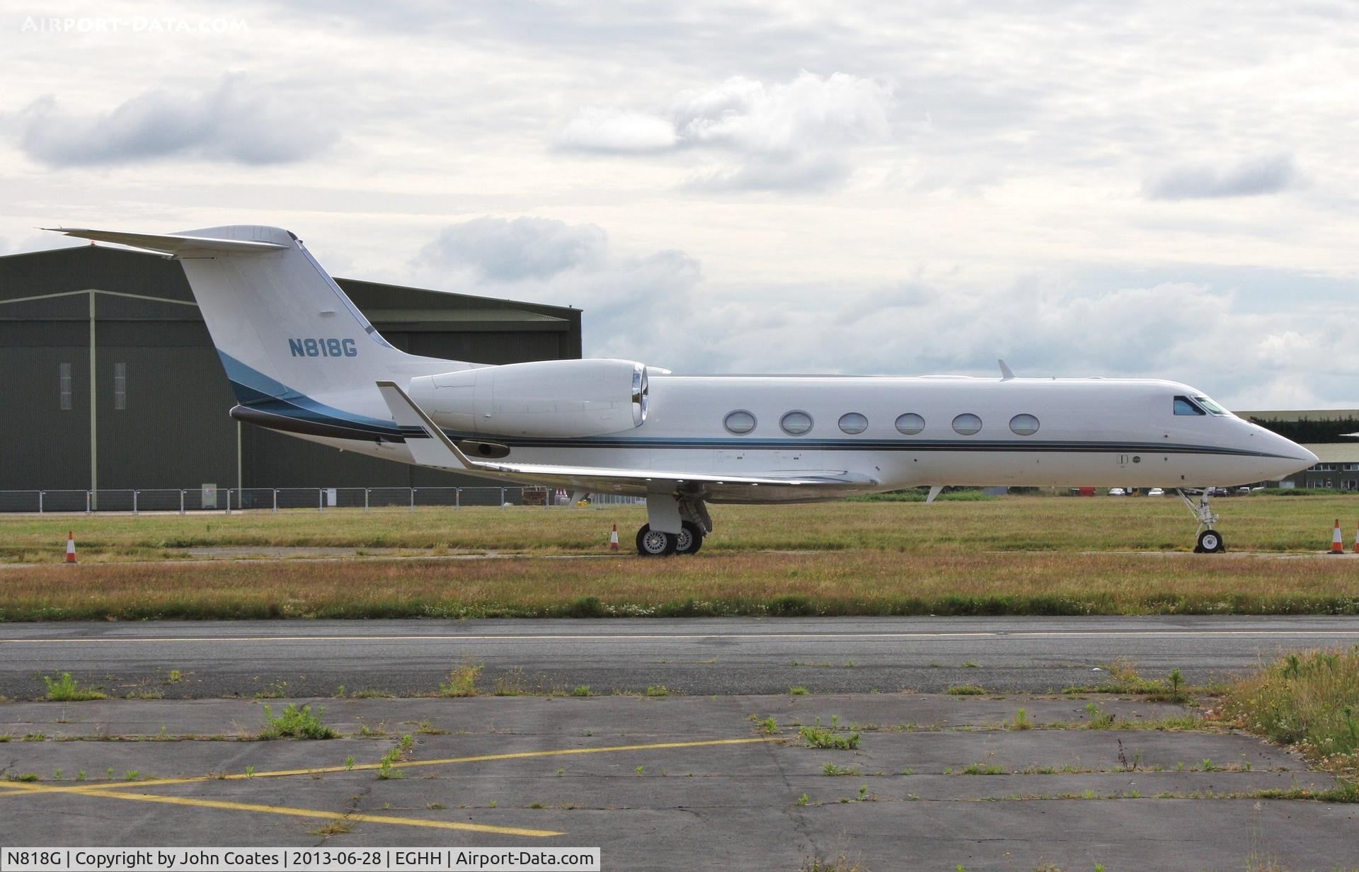 N818G, 2007 Gulfstream Aerospace GIV-X (G450) C/N 4070, Parked on 