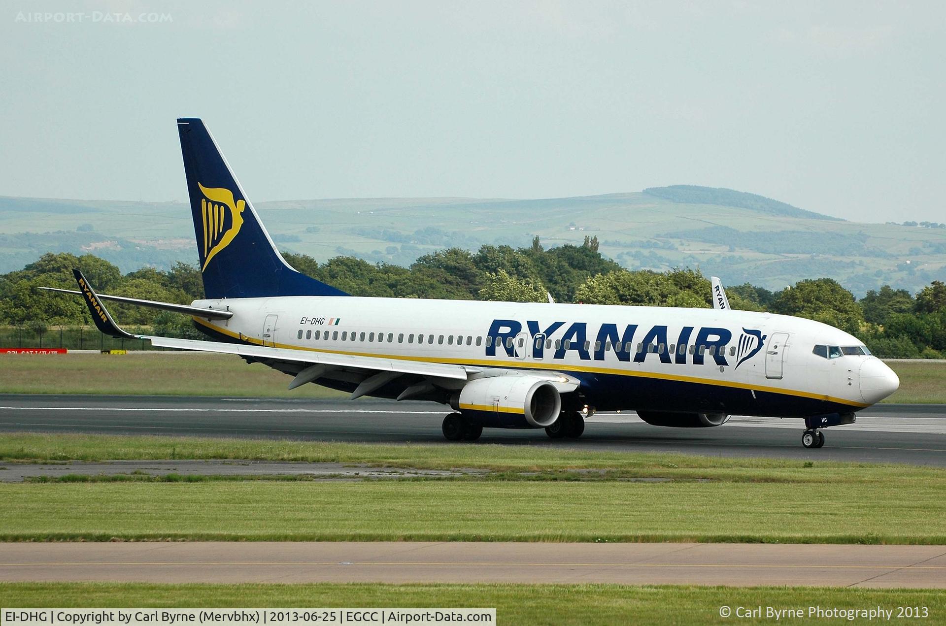 EI-DHG, 2005 Boeing 737-8AS C/N 33576, Taken from the Aviation Viewing Park.