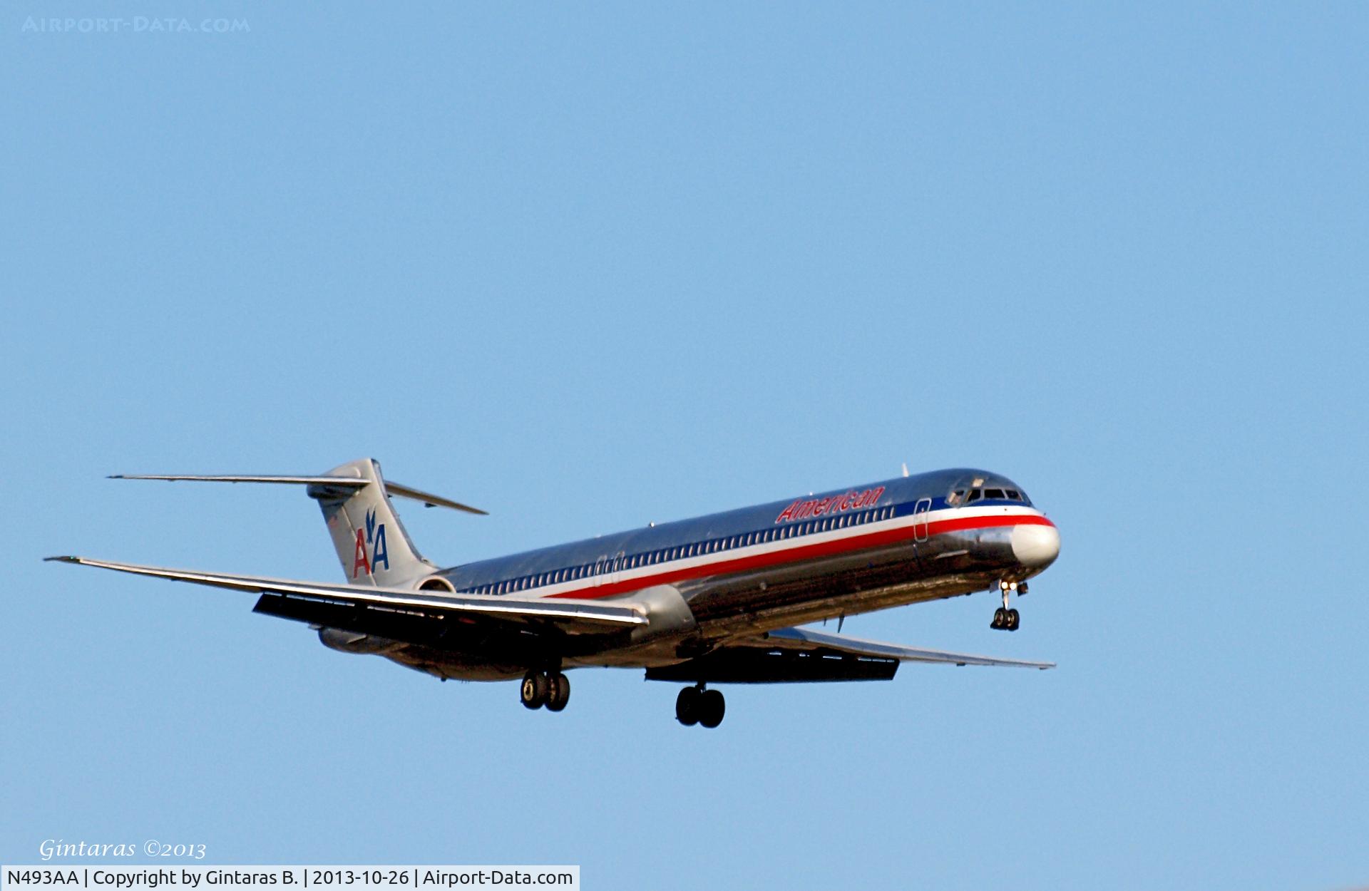 N493AA, 1989 McDonnell Douglas MD-82 (DC-9-82) C/N 49731, Going to a landing on 22L @ JFK