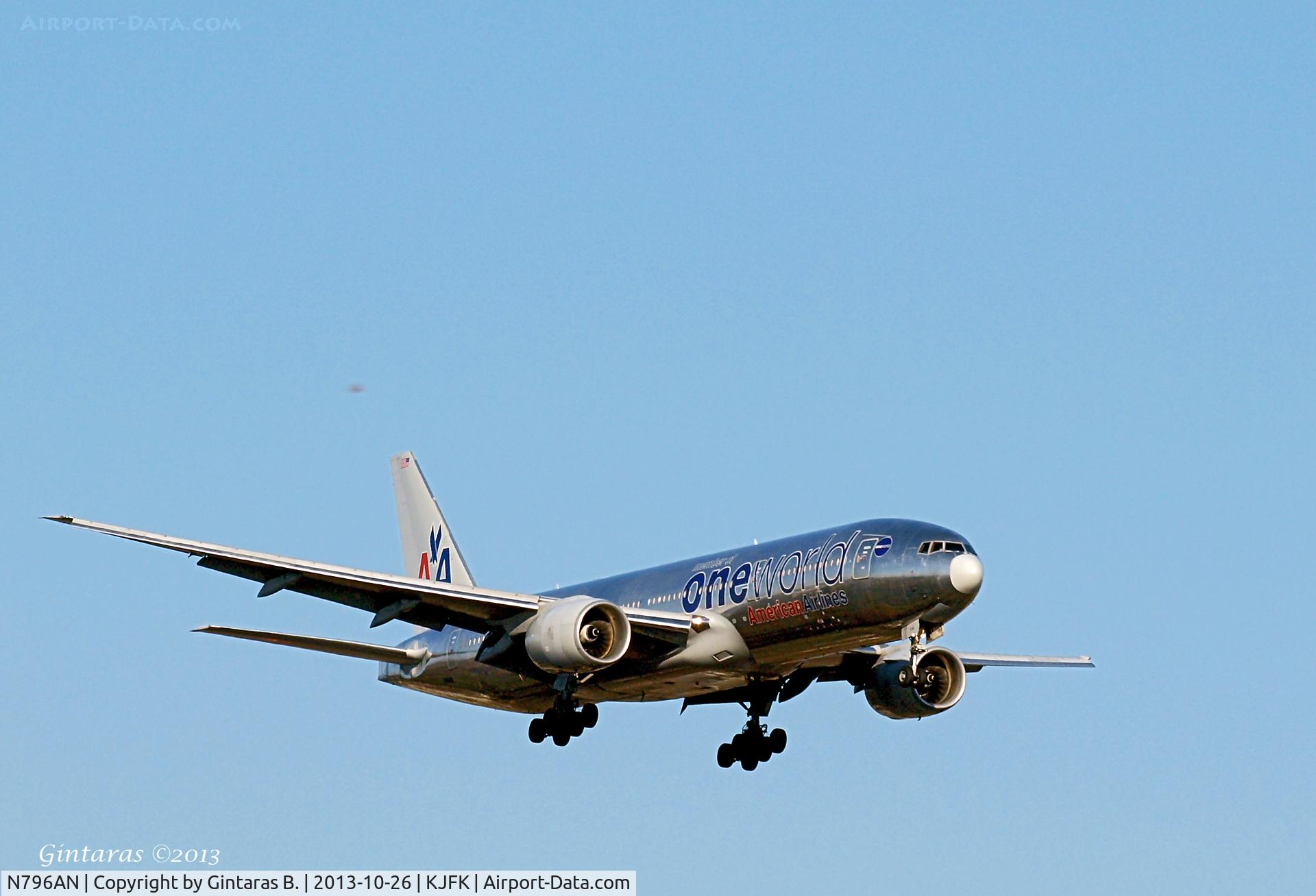 N796AN, 2000 Boeing 777-223 C/N 30796, Going to a landing on 22L @ JFK