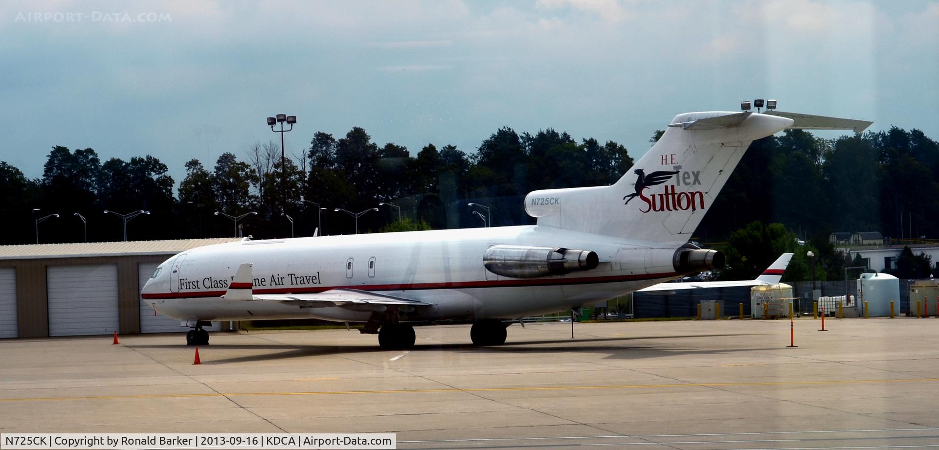 N725CK, 1980 Boeing 727-224 C/N 22252, First Class Horse carrier - Lexington