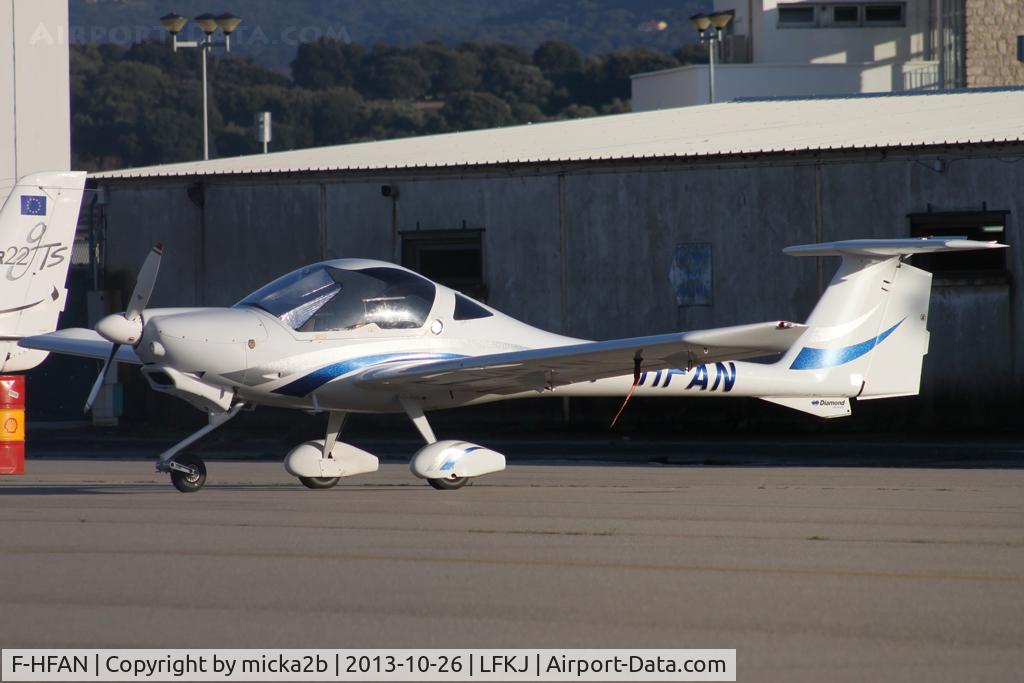 F-HFAN, Diamond DA-20 Katana C/N 20210, Parked