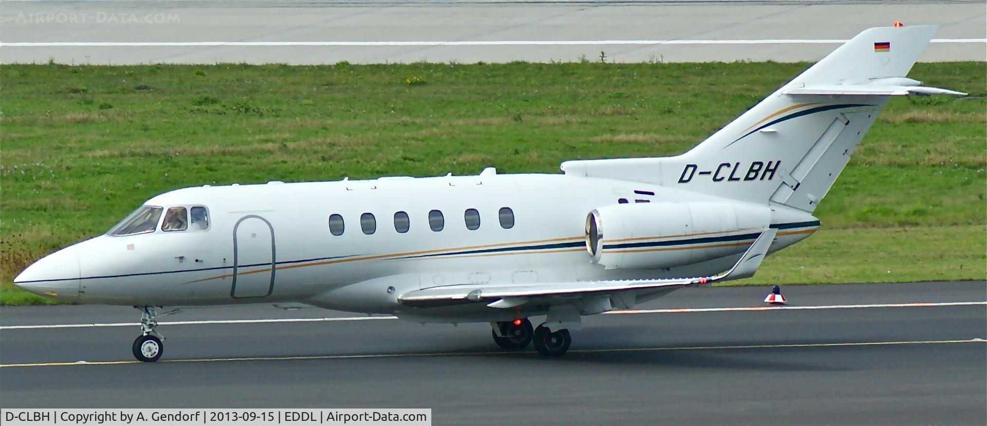 D-CLBH, 2006 Raytheon Hawker 850XP C/N 258812, Privat (untitled), seen here taxiing at Düsseldorf Int´l(EDDL), shortly after landing