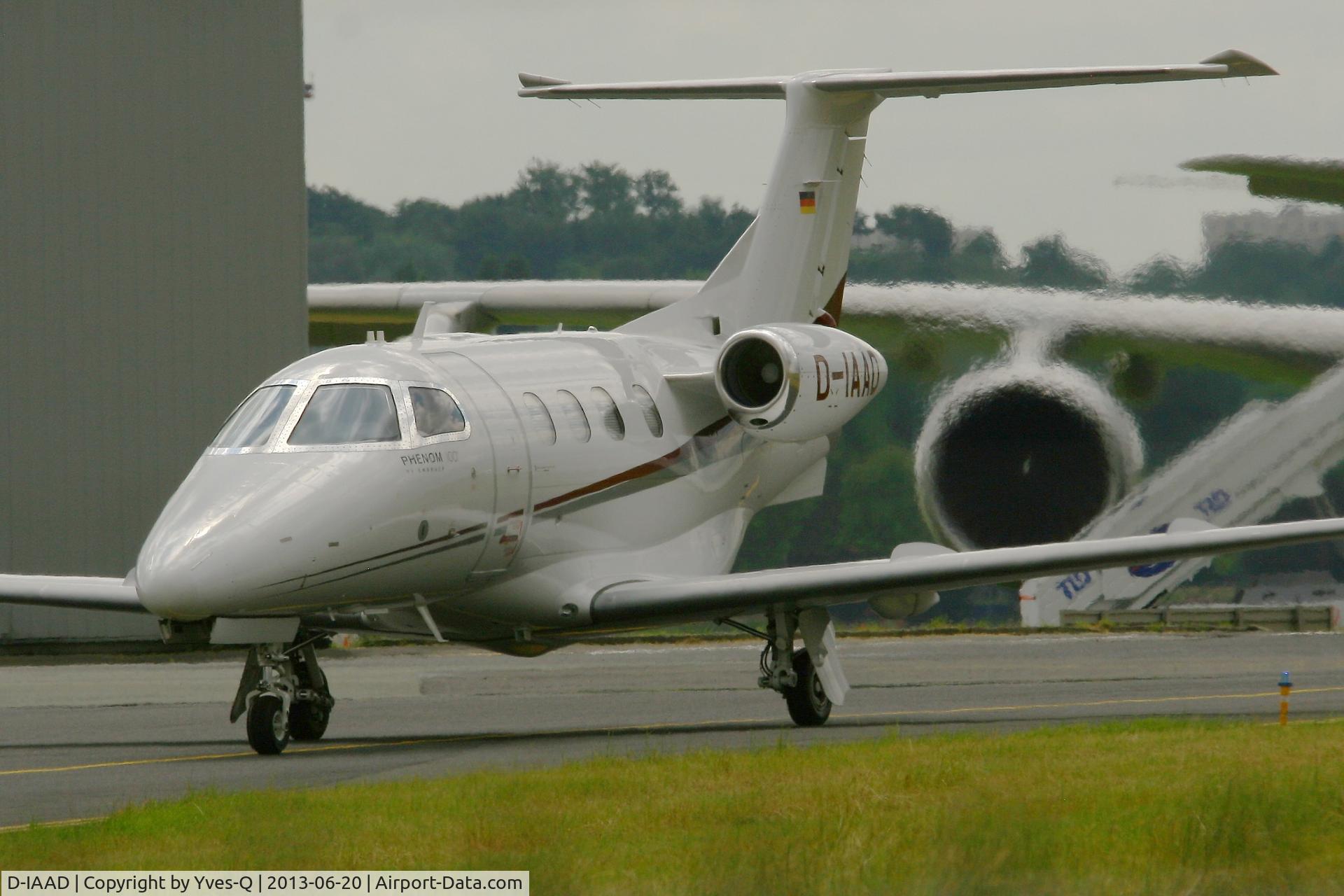 D-IAAD, 2010 Embraer EMB-500 Phenom 100 C/N 50000215, Embraer EMB-500 Phenom 100, Paris-Le Bourget Airport (LFPB-LBG)