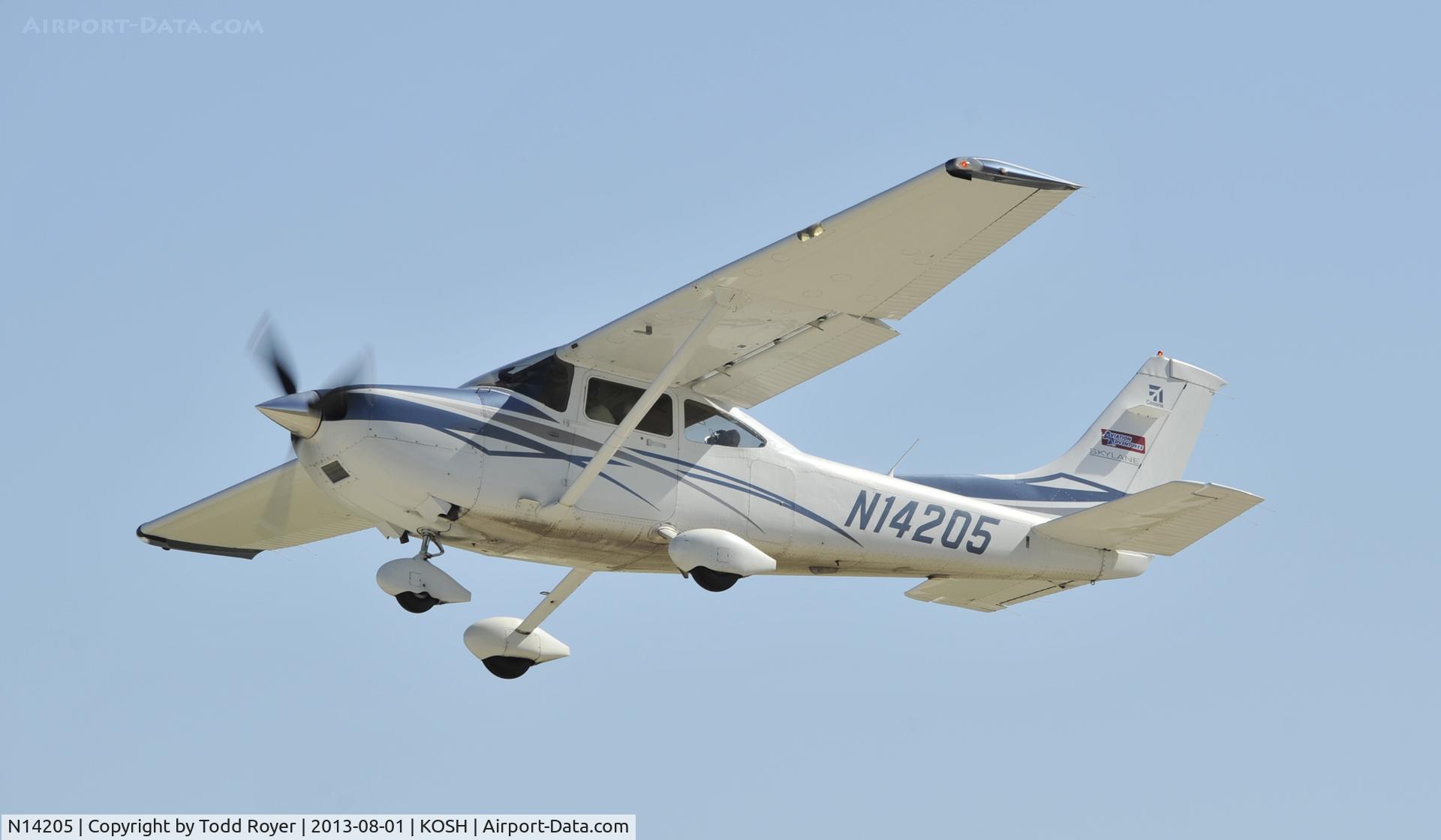 N14205, 2007 Cessna 182T Skylane C/N 18281889, Airventure 2013