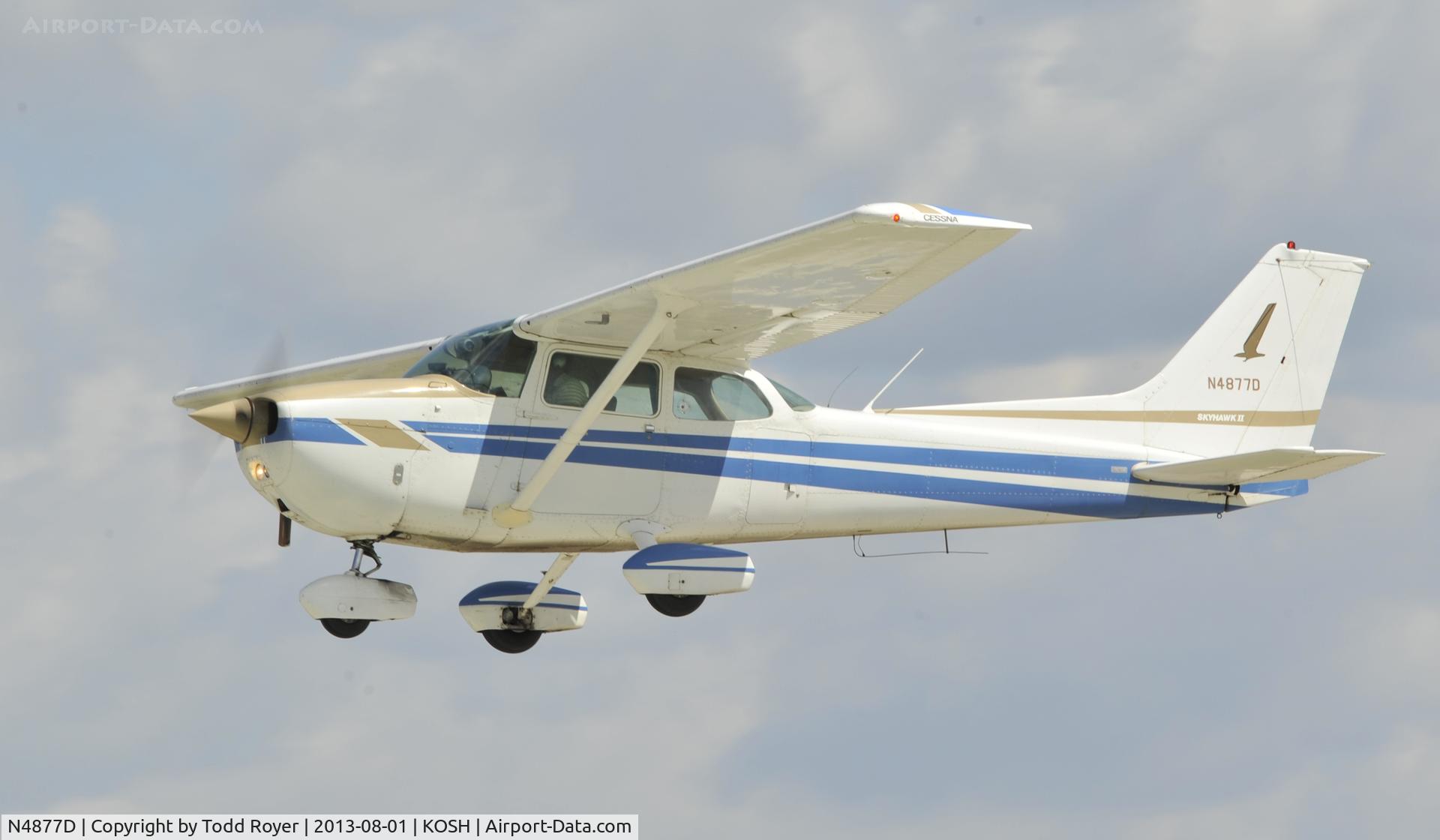 N4877D, 1979 Cessna 172N C/N 17272383, Airventure 2013
