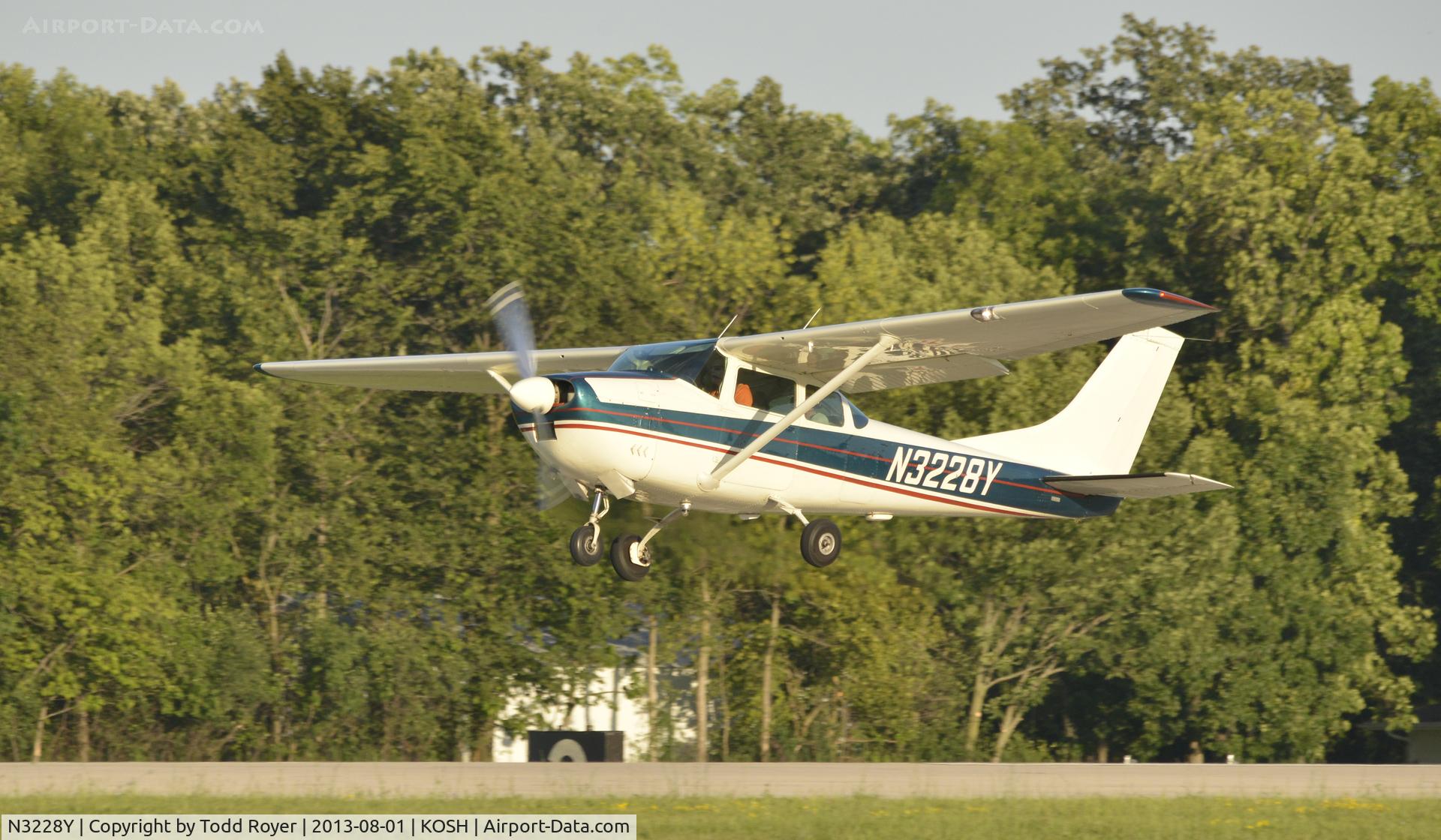 N3228Y, 1962 Cessna 182E Skylane C/N 18254228, Airventure 2013
