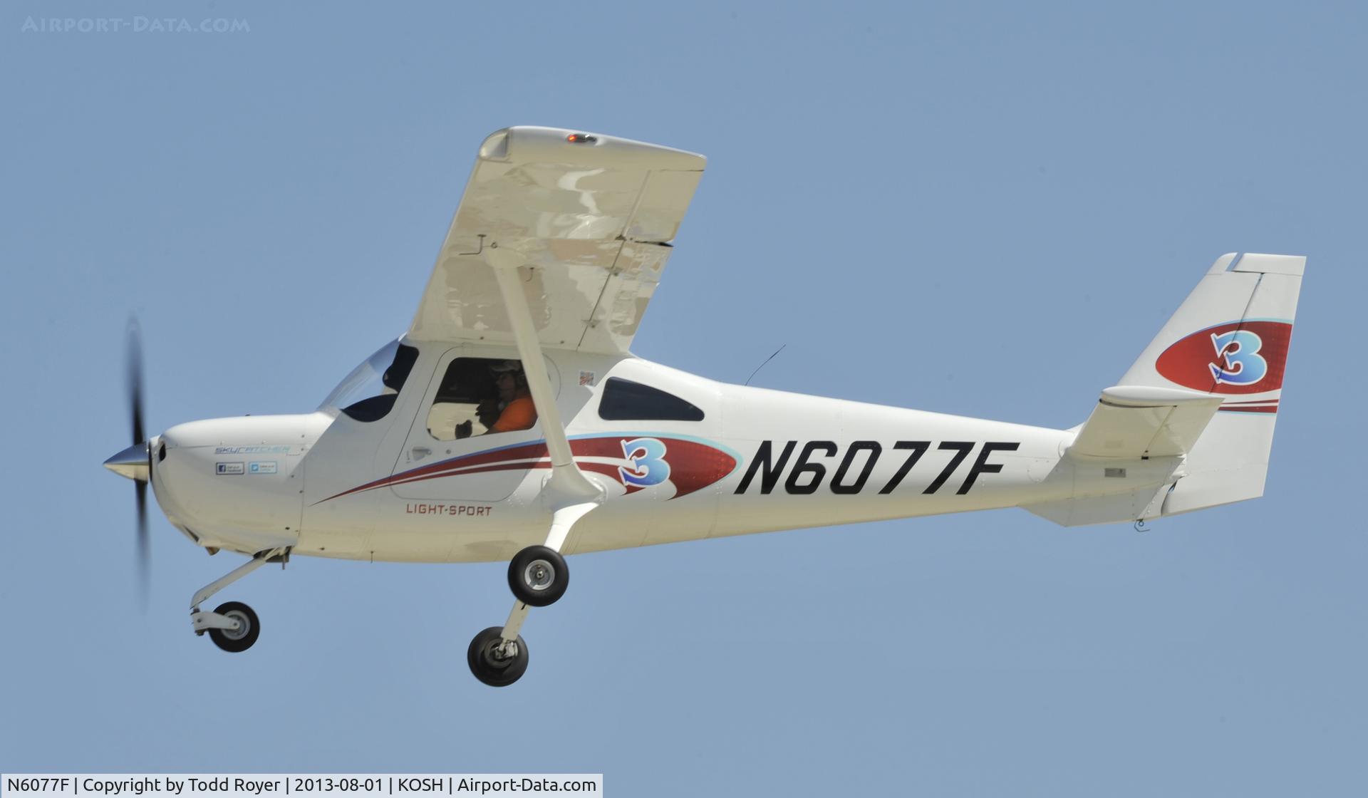 N6077F, 2012 Cessna 162 Skycatcher C/N 16200218, Airventure 2013