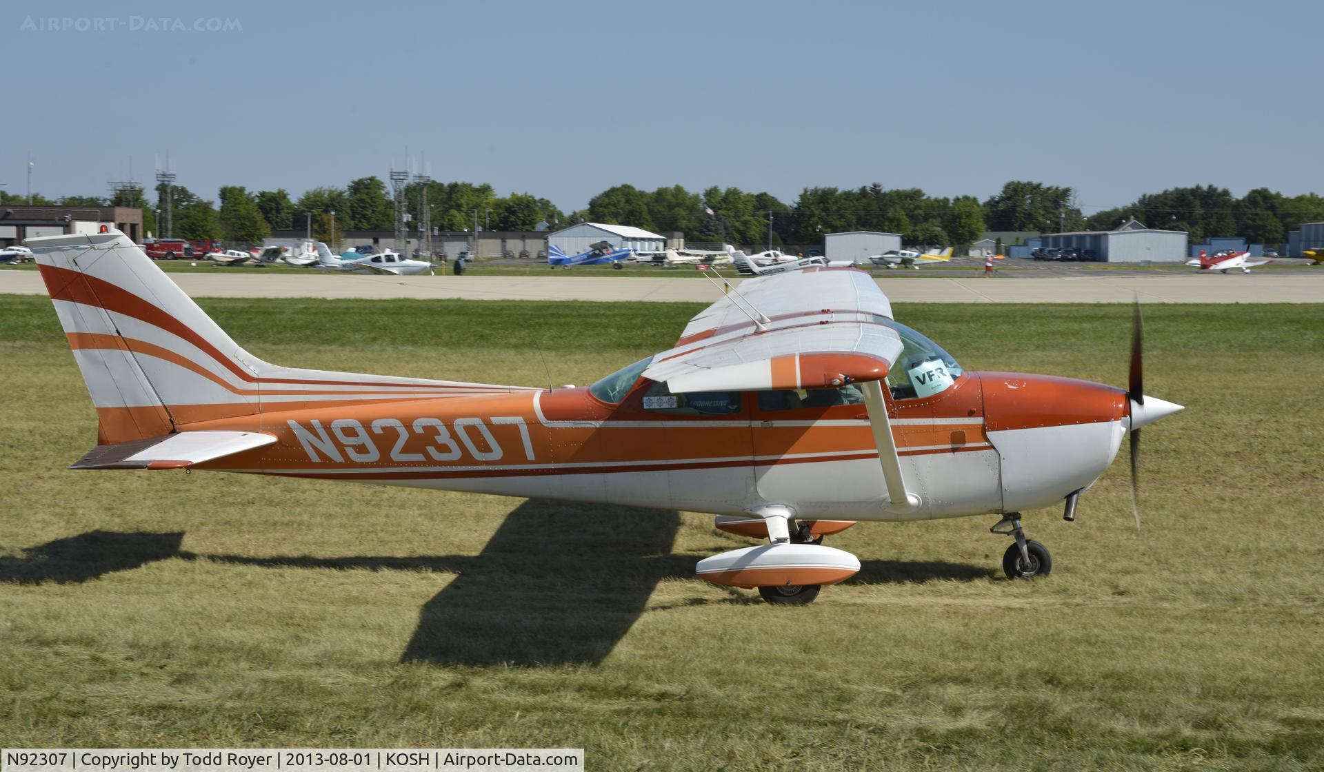 N92307, 1973 Cessna 172M C/N 17261558, Airventure 2013