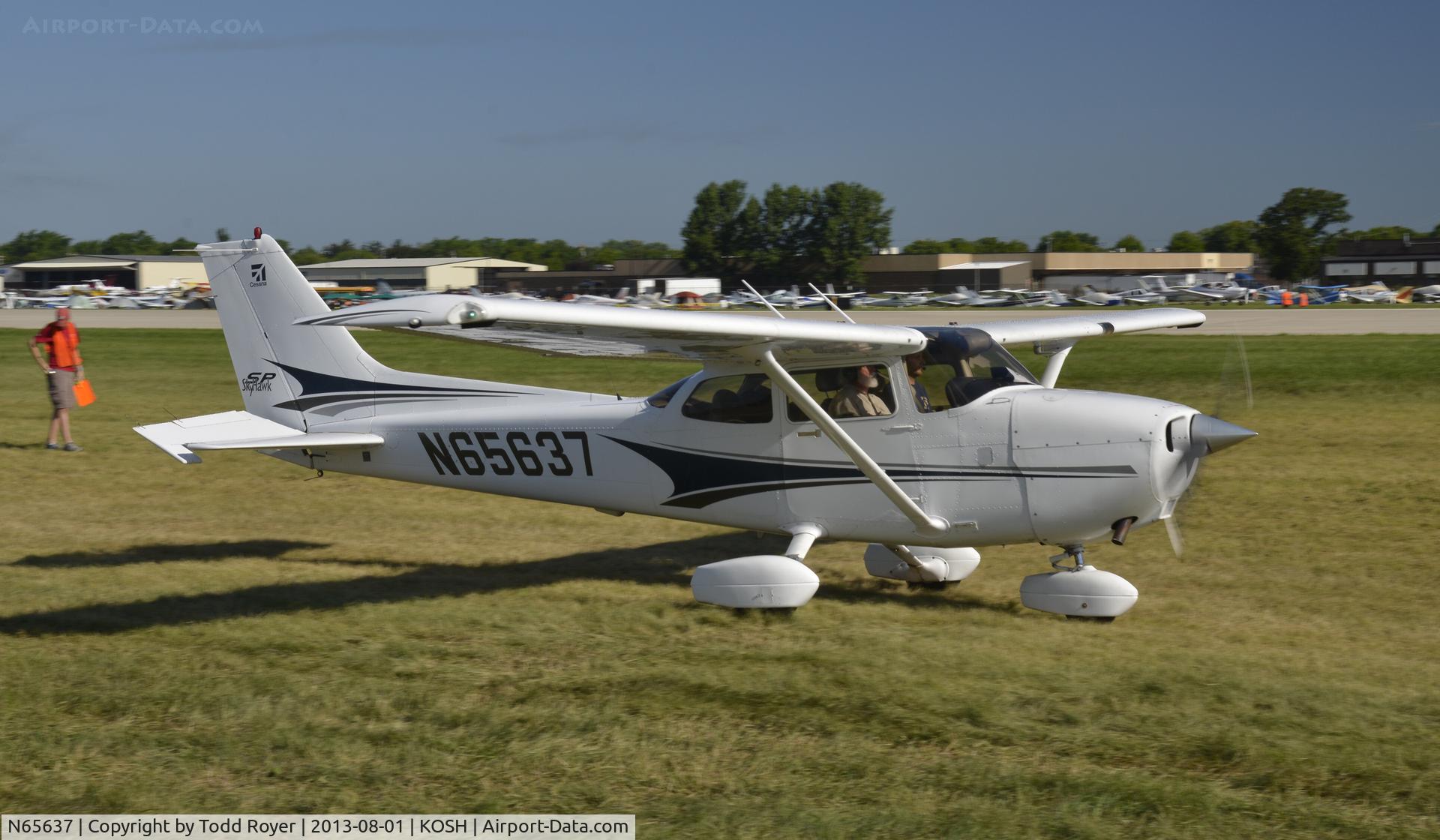N65637, Cessna 172S C/N 172S9739, Airventure 2013
