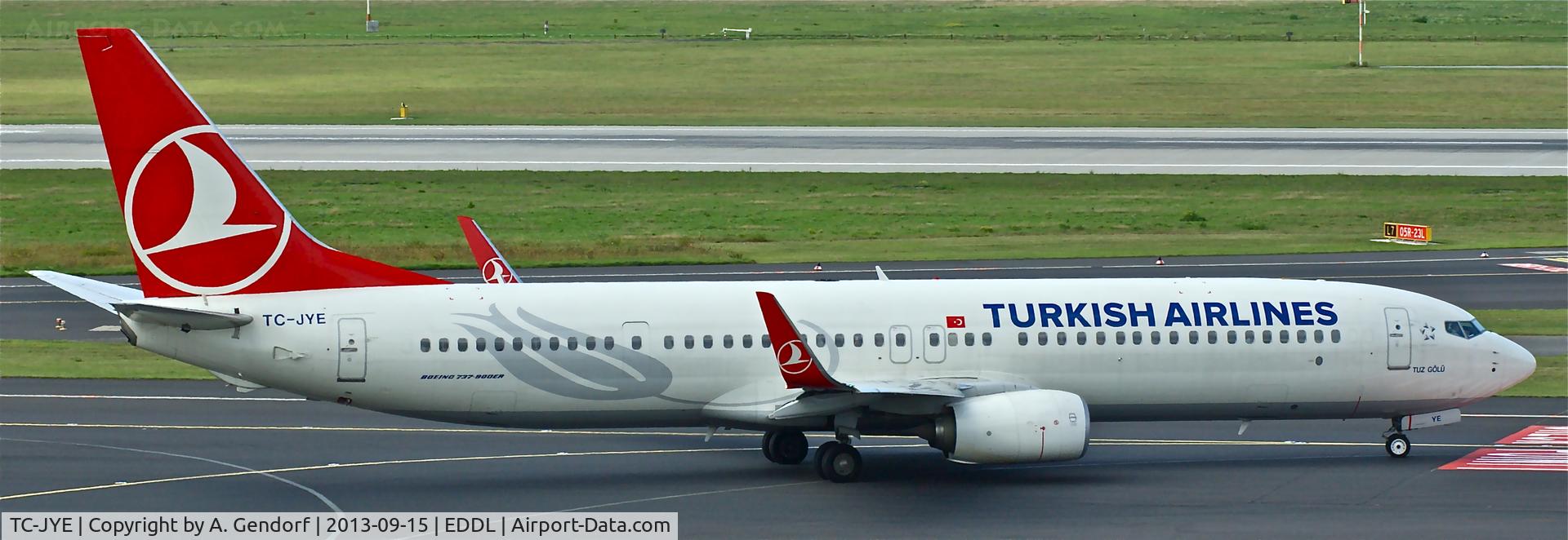 TC-JYE, 2012 Boeing 737-9F2/ER C/N 40979, Turkish Airlines, is here taxiing at Düsseldorf Int´l(EDDL)