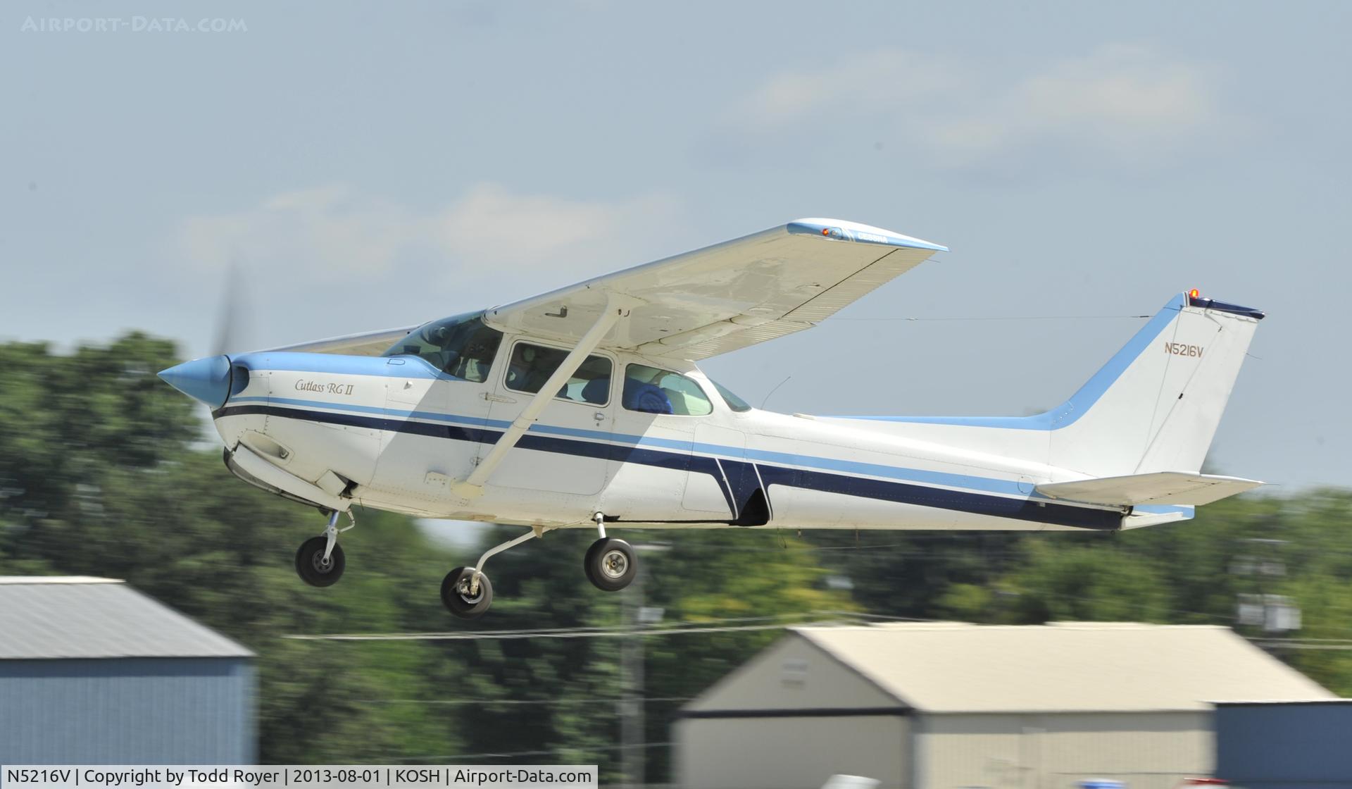 N5216V, 1980 Cessna 172RG Cutlass RG C/N 172RG0474, Airventure 2013