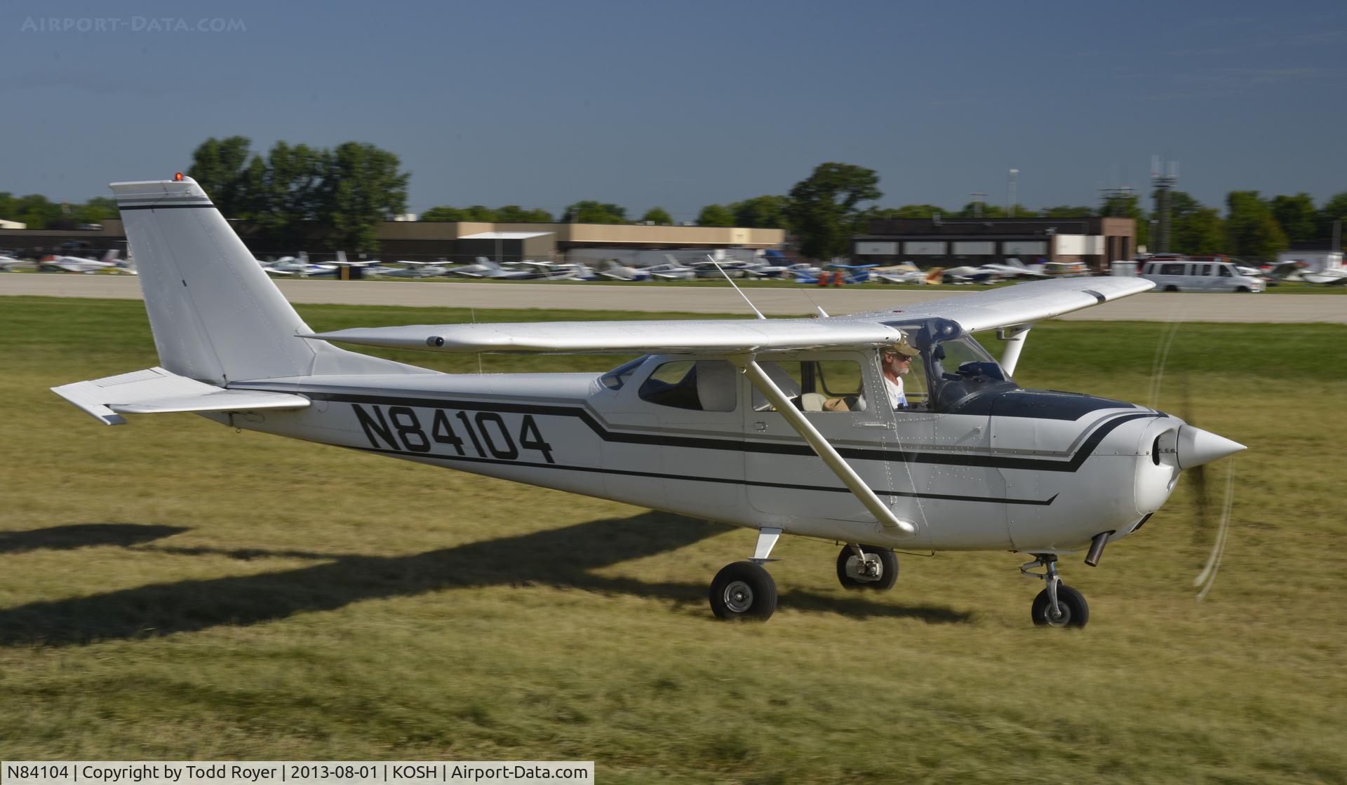 N84104, 1969 Cessna 172K Skyhawk C/N 17258334, Airventure 2013