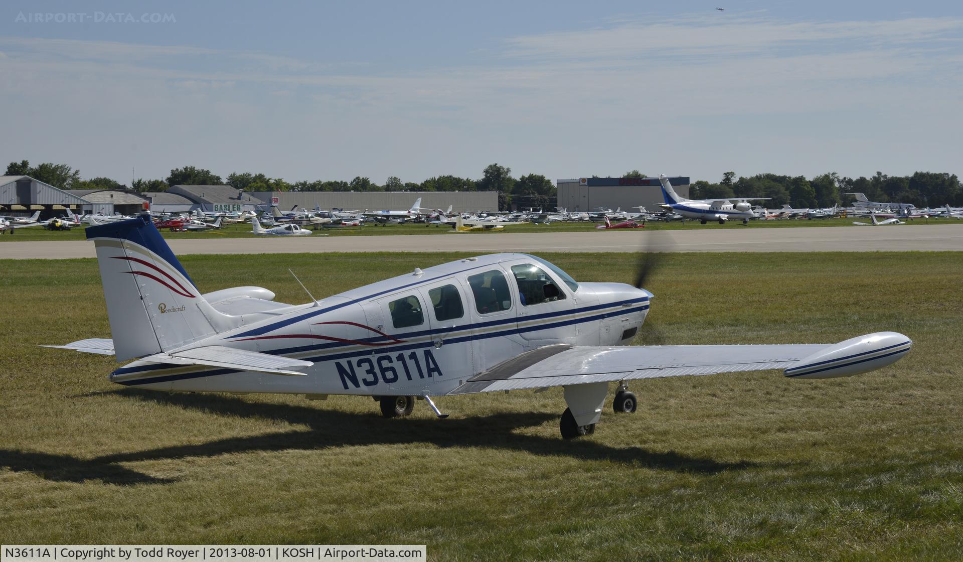 N3611A, 1979 Beech A36 Bonanza 36 C/N E-1472, Airventure 2013