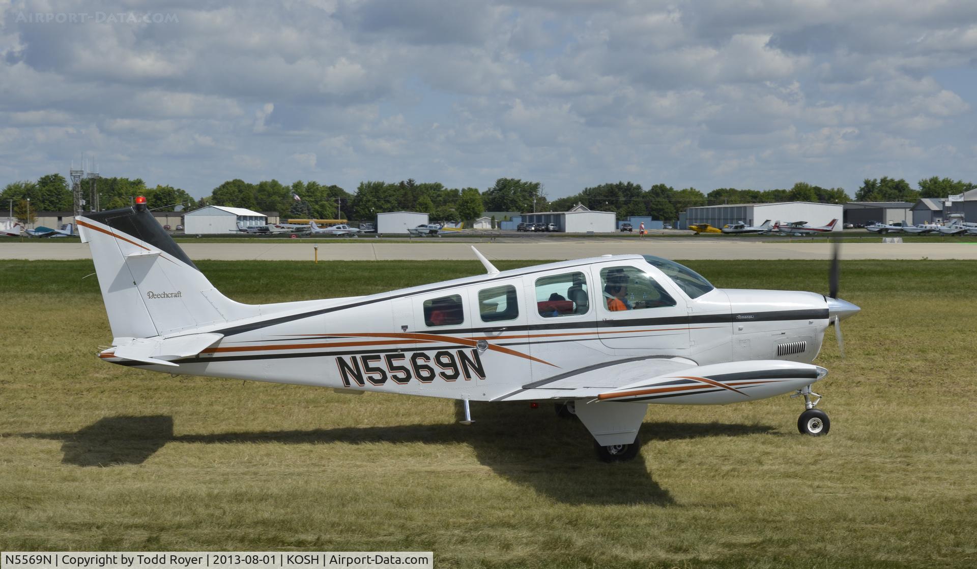 N5569N, 1990 Beech A36 Bonanza 36 C/N E-2529, Airventure 2013