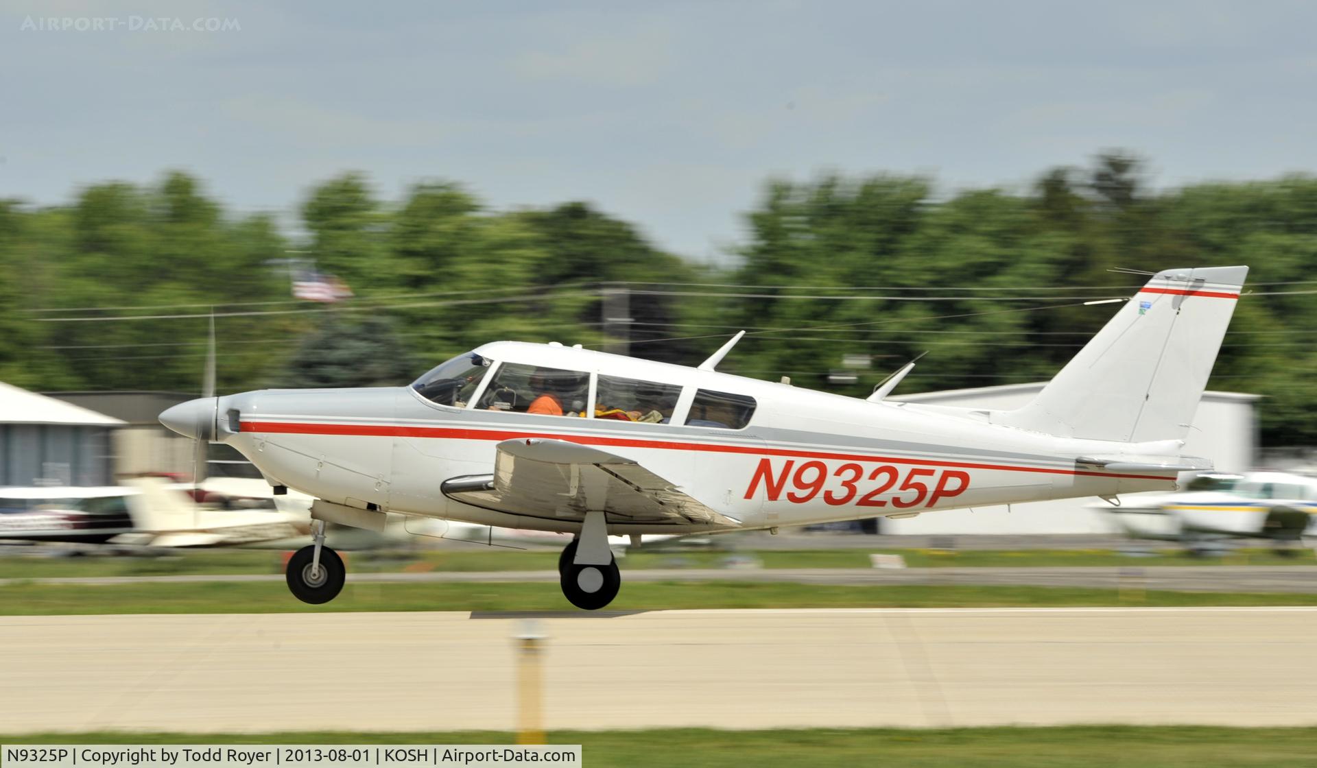 N9325P, 1969 Piper PA-24-260 C/N 24-4822, Airventure 2013