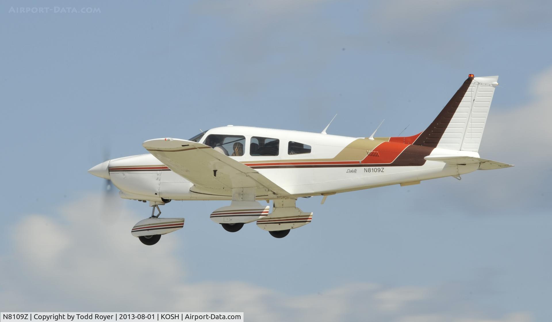 N8109Z, 1979 Piper PA-28-236 Dakota C/N 28-8011014, Airventure 2013