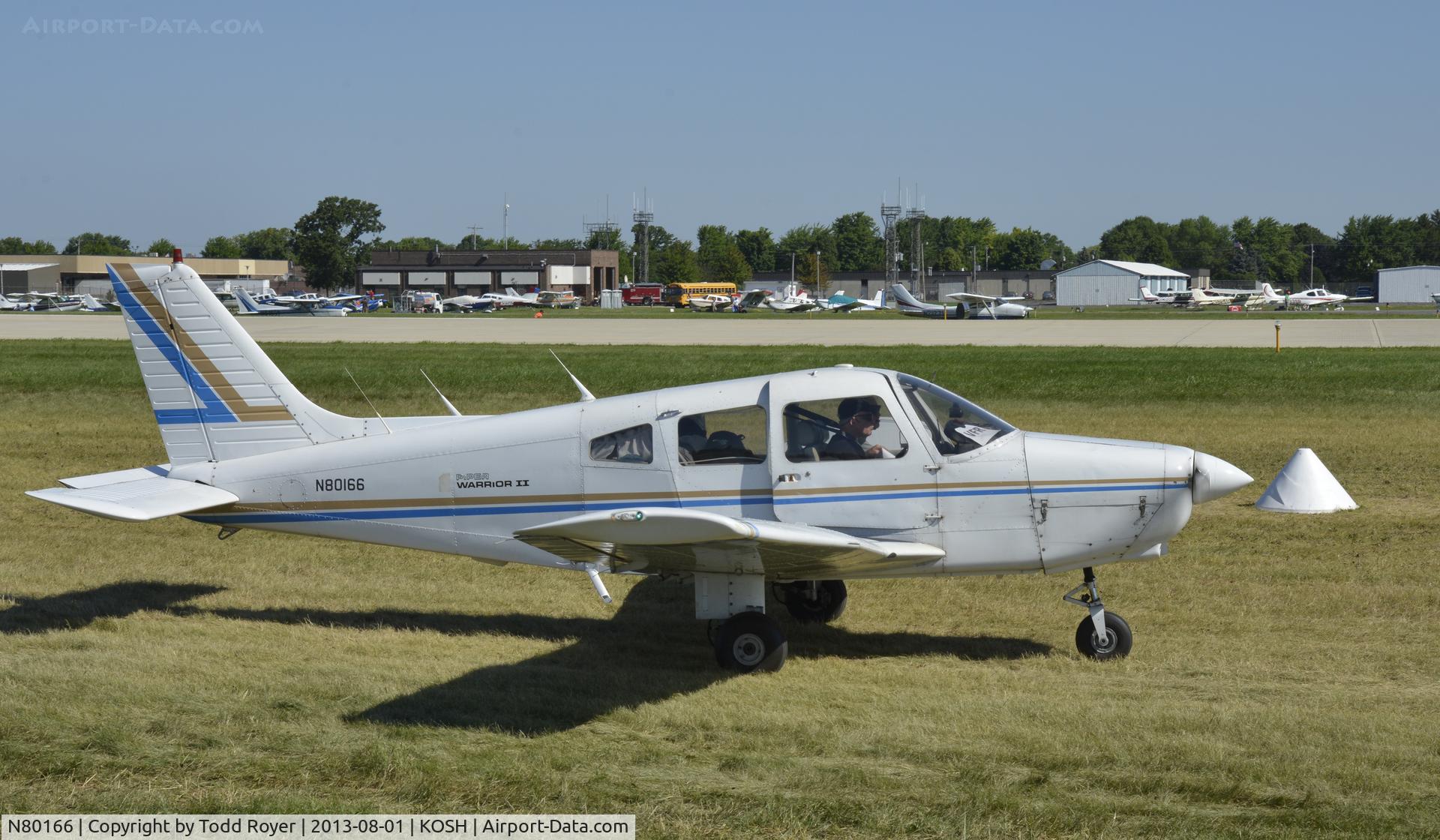 N80166, 1981 Piper PA-28-161 C/N 28-8216081, Airventure 2013