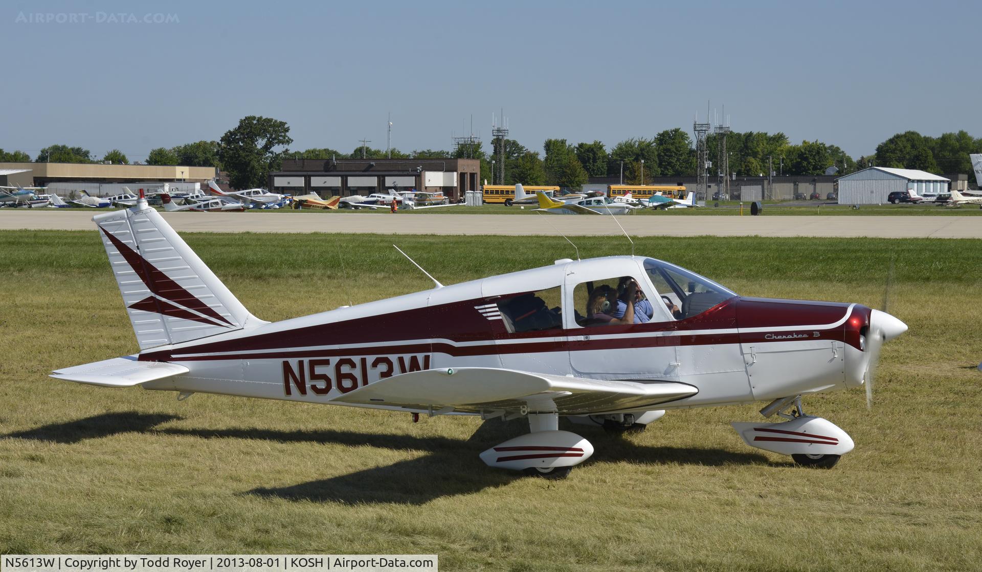 N5613W, 1962 Piper PA-28-160 Cherokee C/N 28-753, Airventure 2013