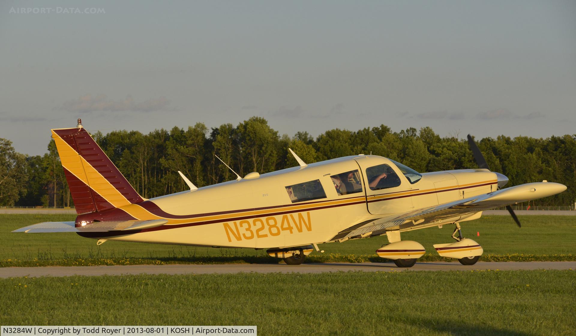 N3284W, 1965 Piper PA-32-260 Cherokee Six C/N 32-115, Airventure 2013