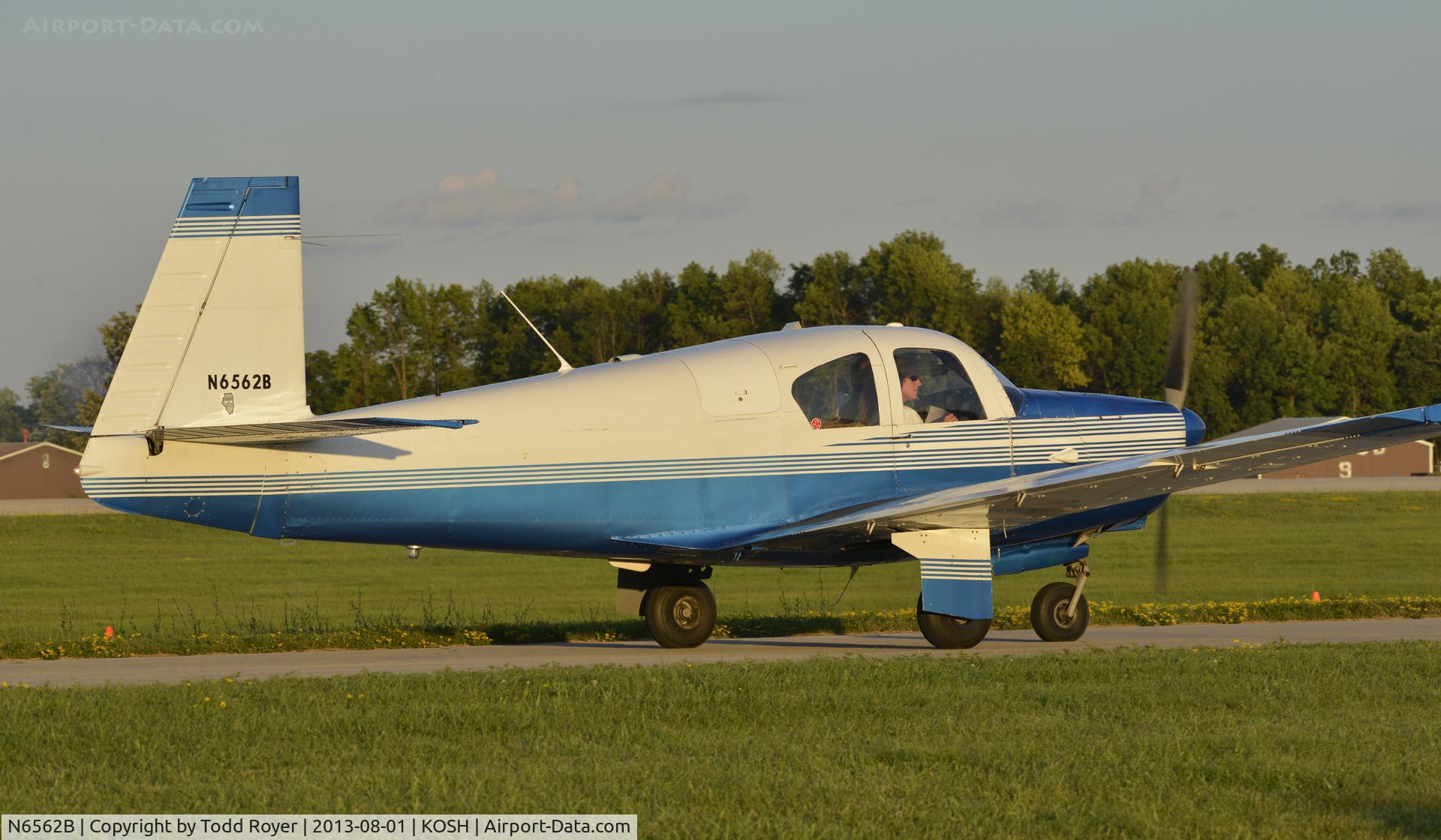 N6562B, 1958 Mooney M20A C/N 1232, Airventure 2013