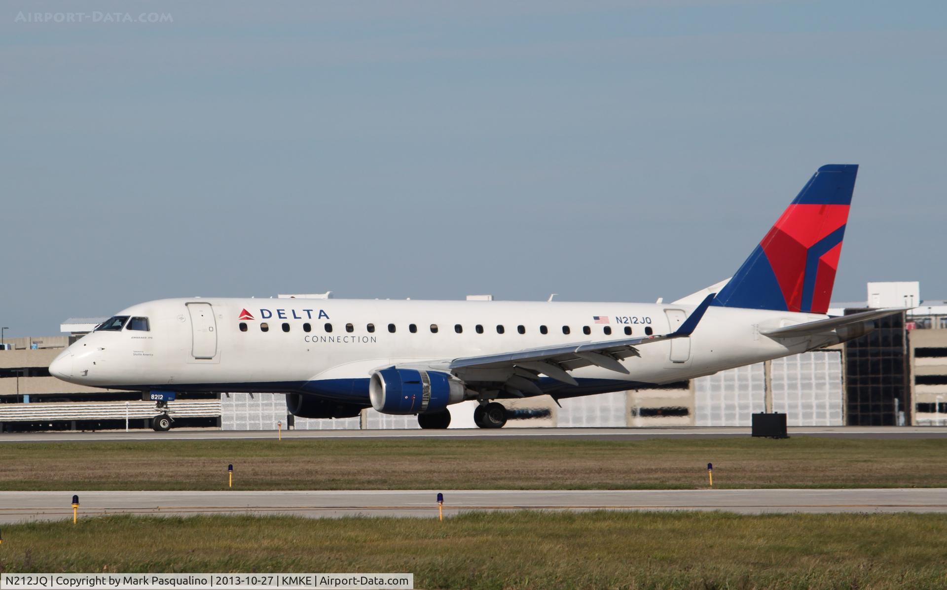 N212JQ, 2008 Embraer 175LR (ERJ-170-200LR) C/N 17000264, ERJ 170-200 LR