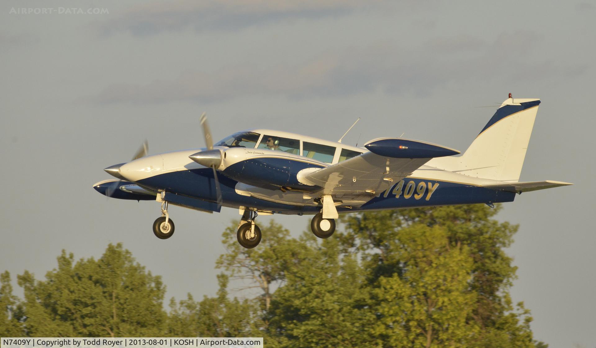 N7409Y, 1964 Piper PA-30 Twin Comanche Twin Comanche C/N 30-470, Airventure 2013