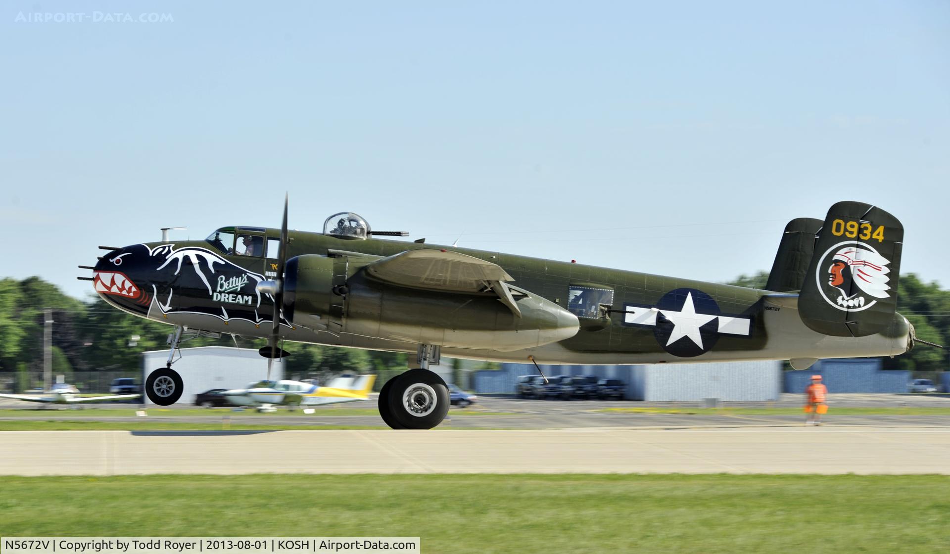 N5672V, 1945 North American B-25J Mitchell Mitchell C/N 108-47686, Airventure 2013