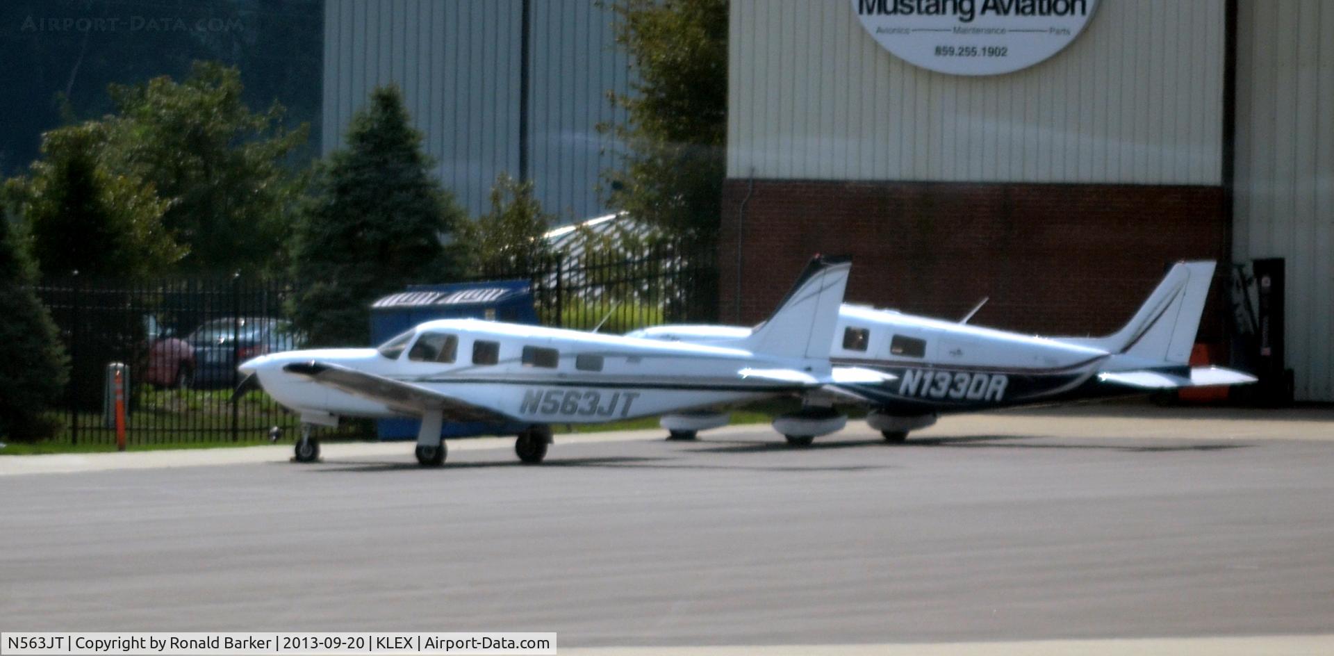 N563JT, 2000 Piper PA-32R-301T Turbo Saratoga C/N 3257181, Lexington