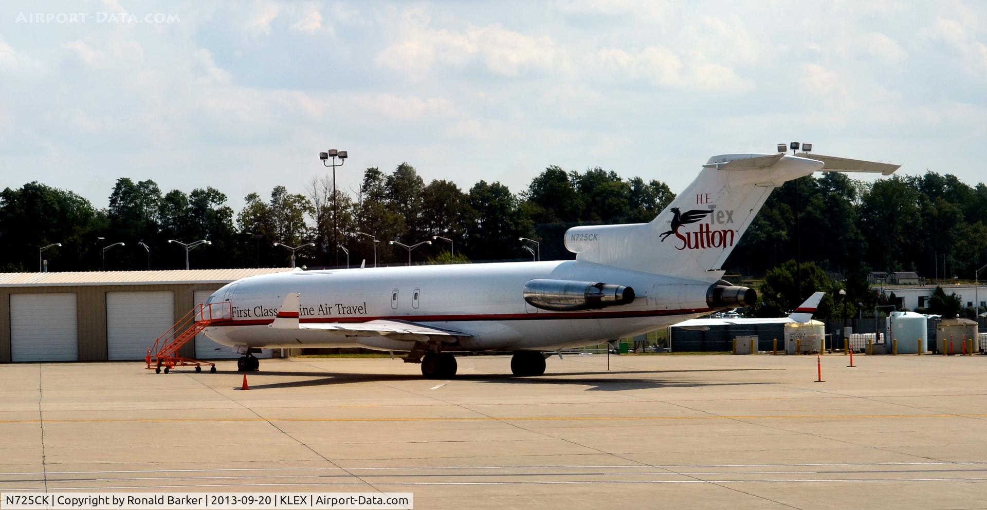 N725CK, 1980 Boeing 727-224 C/N 22252, Lexington  Horse carrier