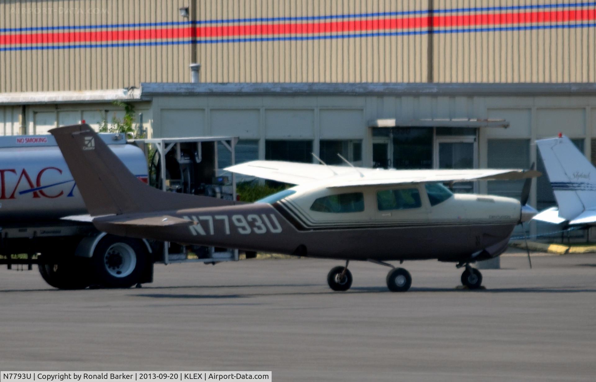 N7793U, 1986 Cessna T210R Turbo Centurion C/N 21064979, Lexington