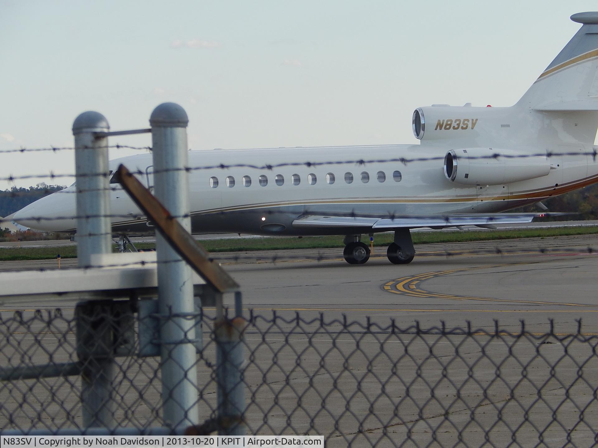 N83SV, 2000 Dassault Falcon 900EX C/N 77, Seen at Pittsburgh International