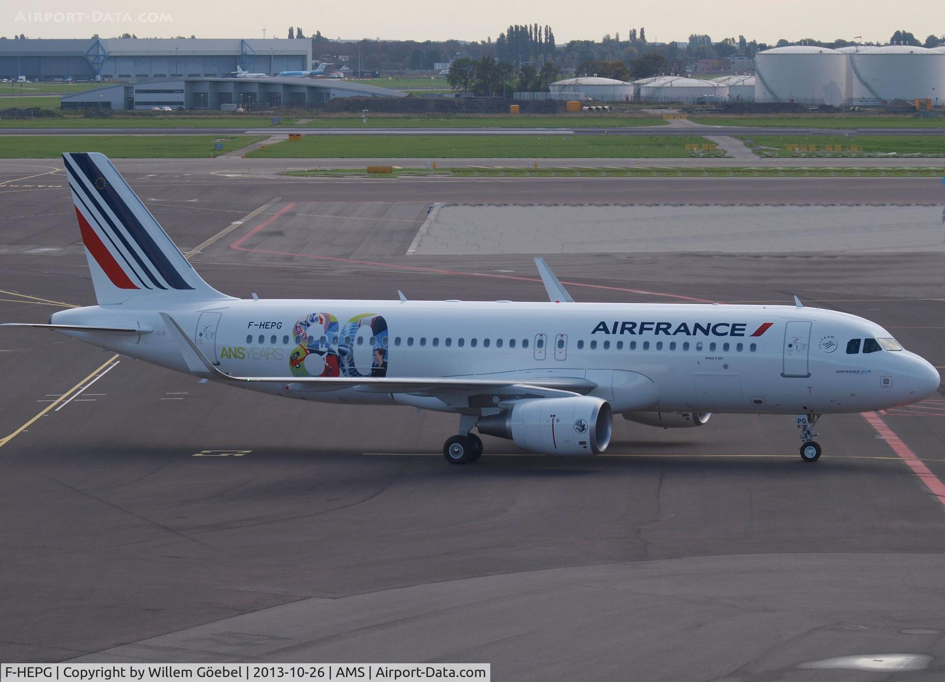 F-HEPG, 2013 Airbus A320-214 C/N 5802, Taxi to the gate on Schiphol Airport.
80th Anniversery