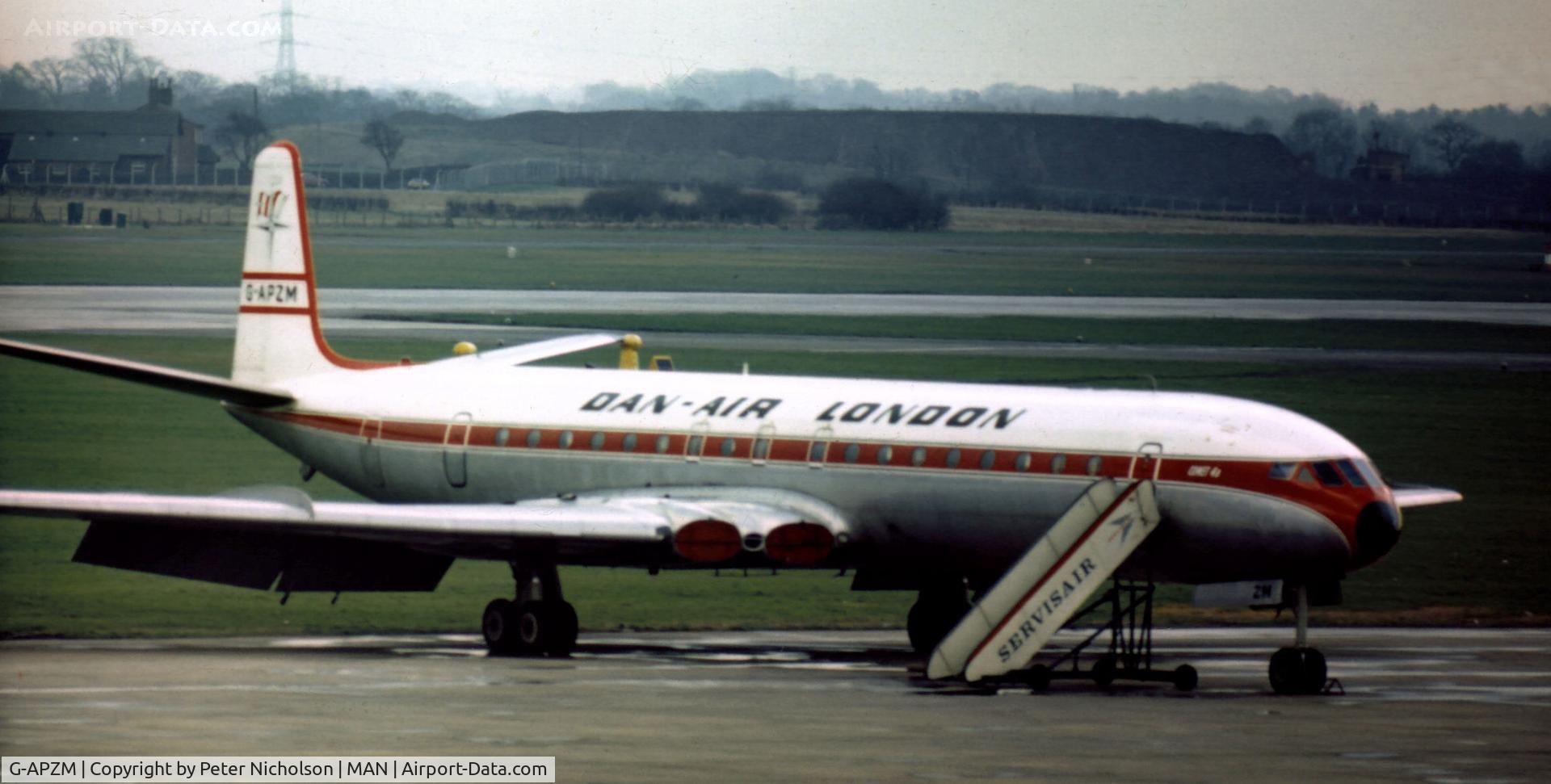 G-APZM, 1960 De Havilland DH.106 Comet 4B C/N 6440, Comet 4B of Dan-Air as seen at Manchester in February 1973.
