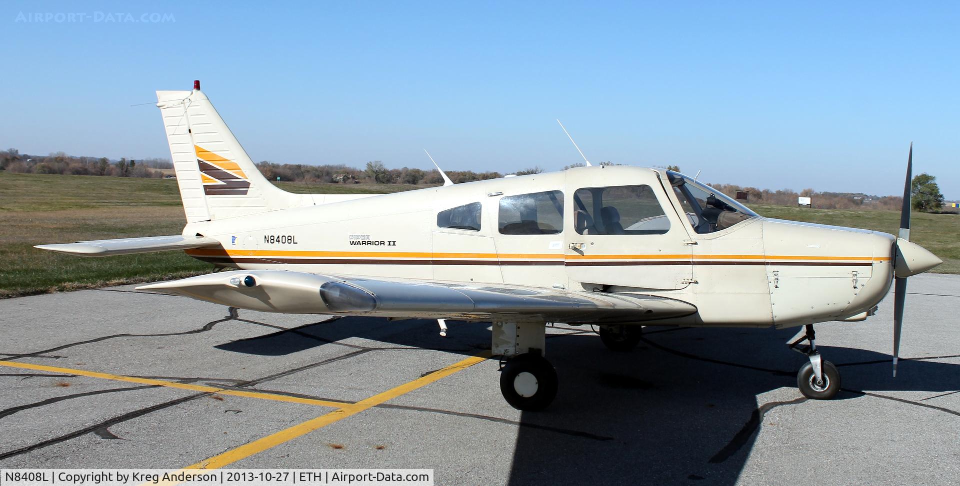 N8408L, 1981 Piper PA-28-161 Cherokee Warrior II C/N 28-8116261, Piper PA-28-161 Warrior on the ramp in Wheaton, MN.